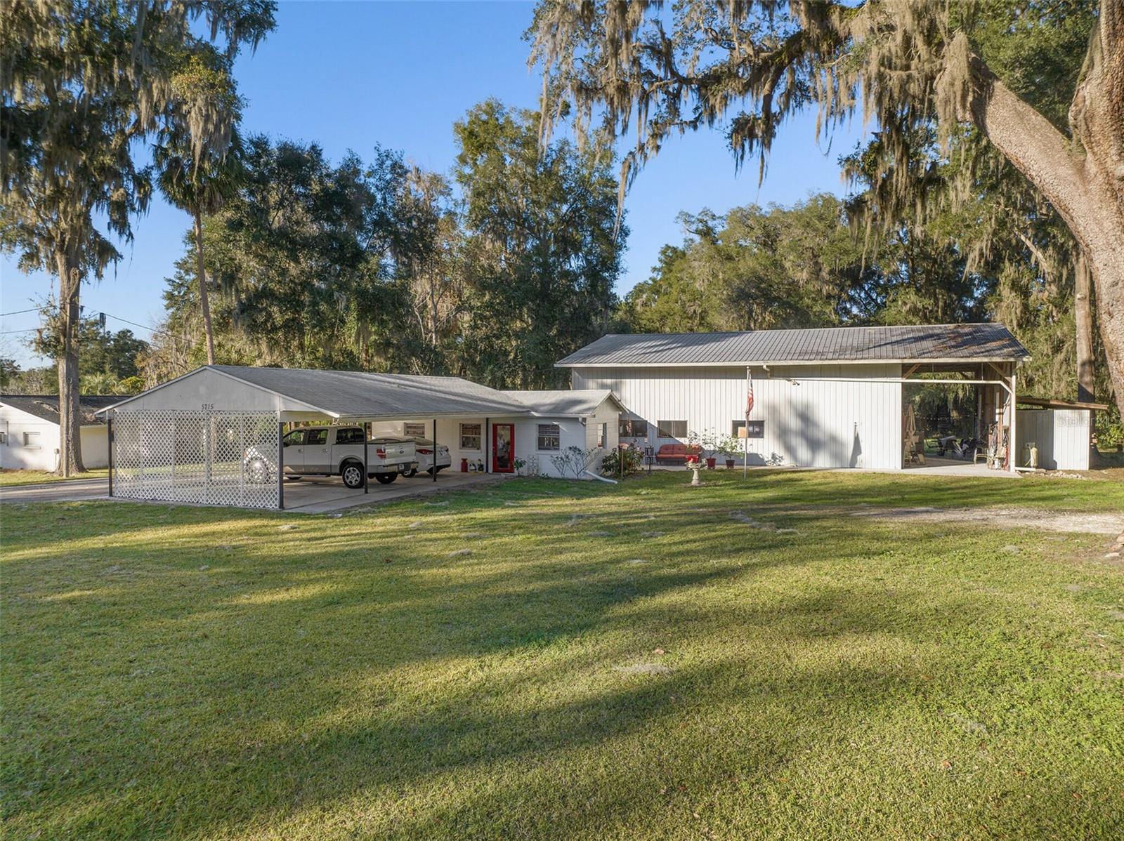 Photo of 5715 SE 109TH STREET BELLEVIEW FL 34420