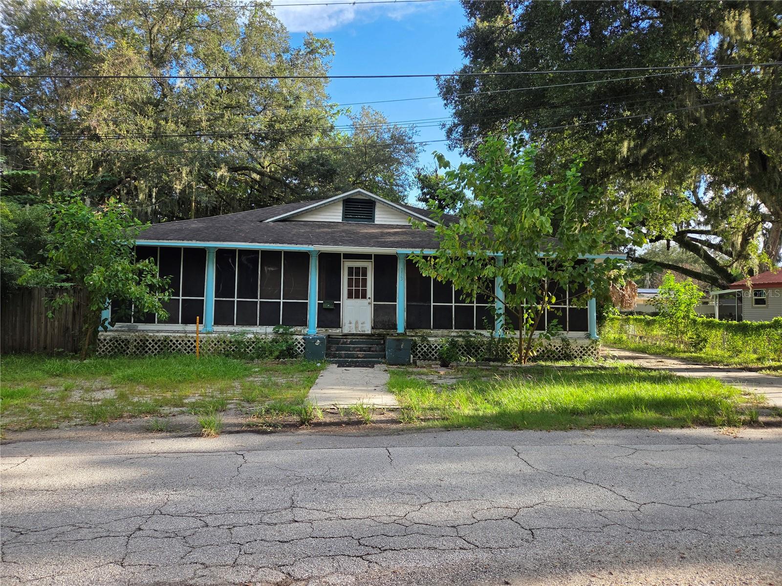 Photo of 113 W STRICKLAND STREET PLANT CITY FL 33563