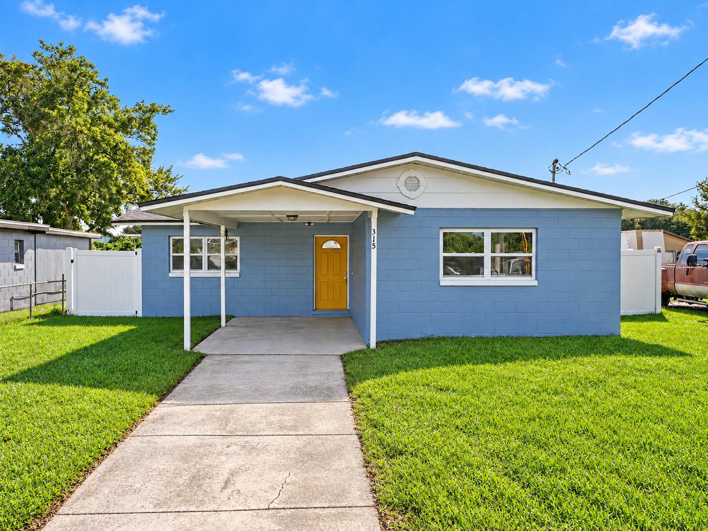 Photo of 315 AMADOR CIRCLE ORLANDO FL 32810