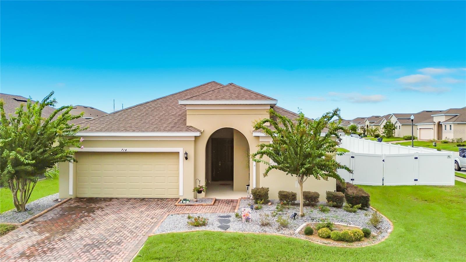 Photo of 714 SEGOVIA AVENUE DAVENPORT FL 33837