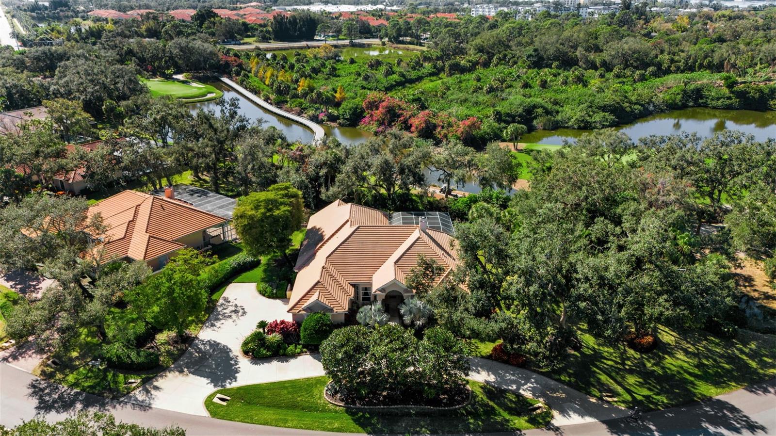 Photo of 362 MACEWEN DRIVE OSPREY FL 34229