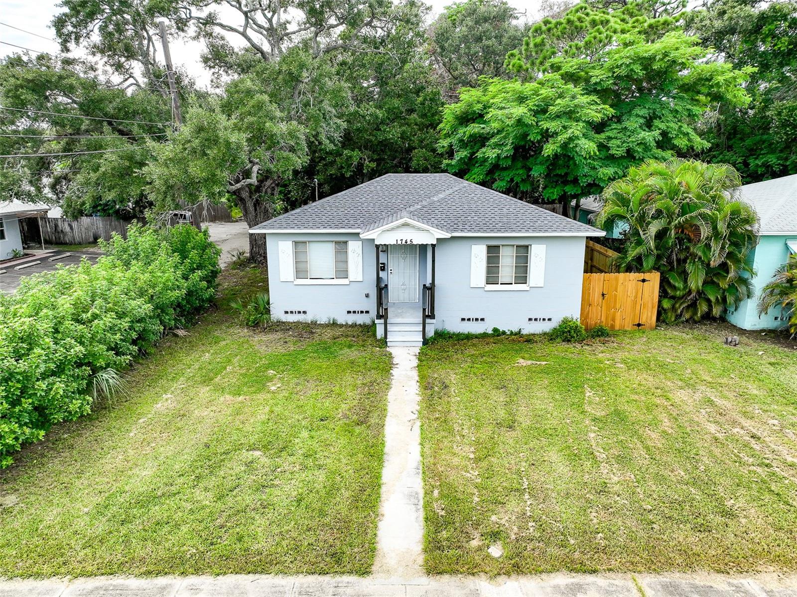 Photo of 1745 FREEMAN STREET ST PETERSBURG FL 33701