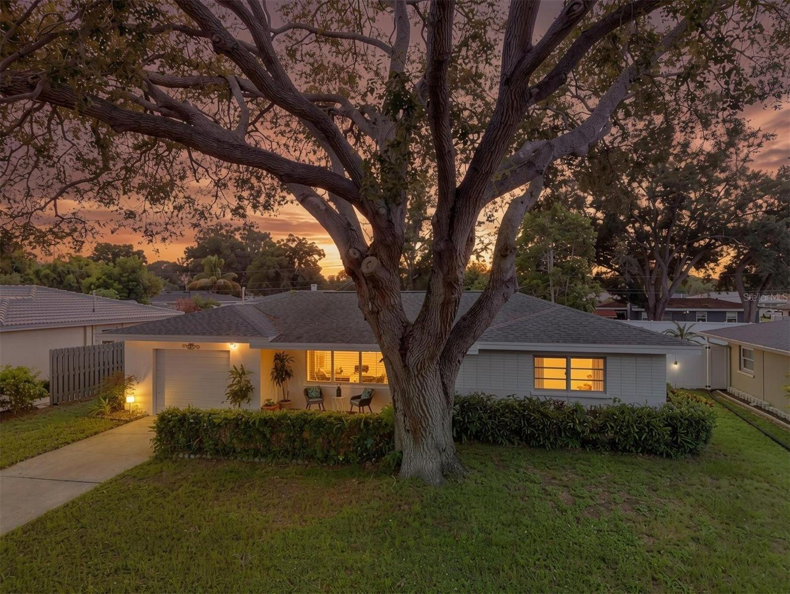 Photo of 1441 SATSUMA STREET CLEARWATER FL 33756