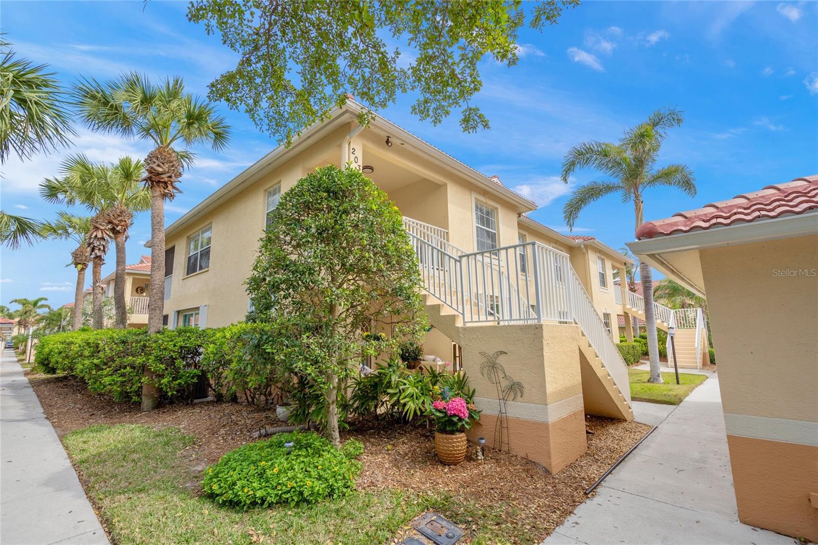 Photo of 203 CASA DEL LAGO WAY #203 VENICE FL 34292