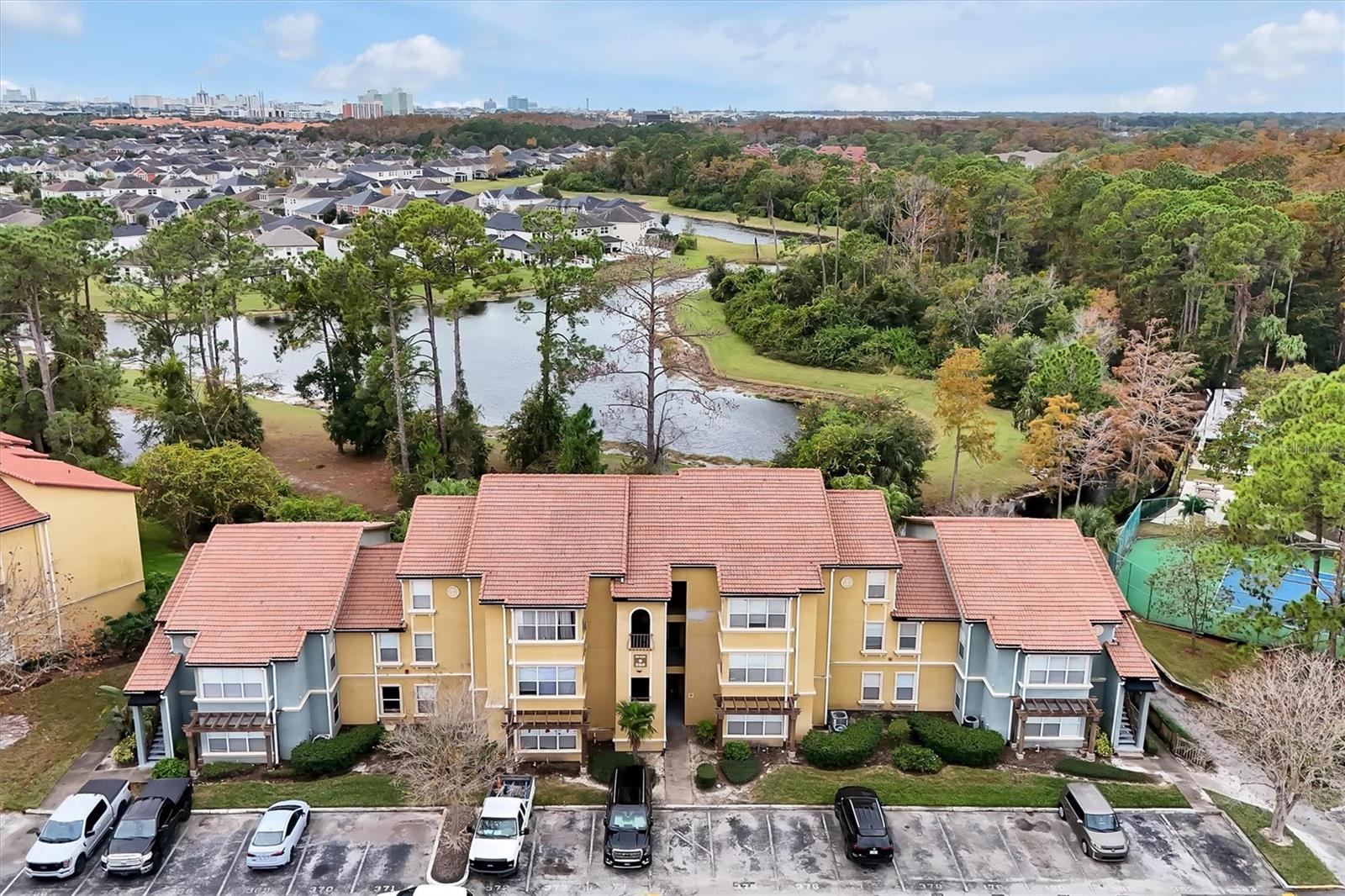 Photo of 5168 CONROY ROAD #35 ORLANDO FL 32811