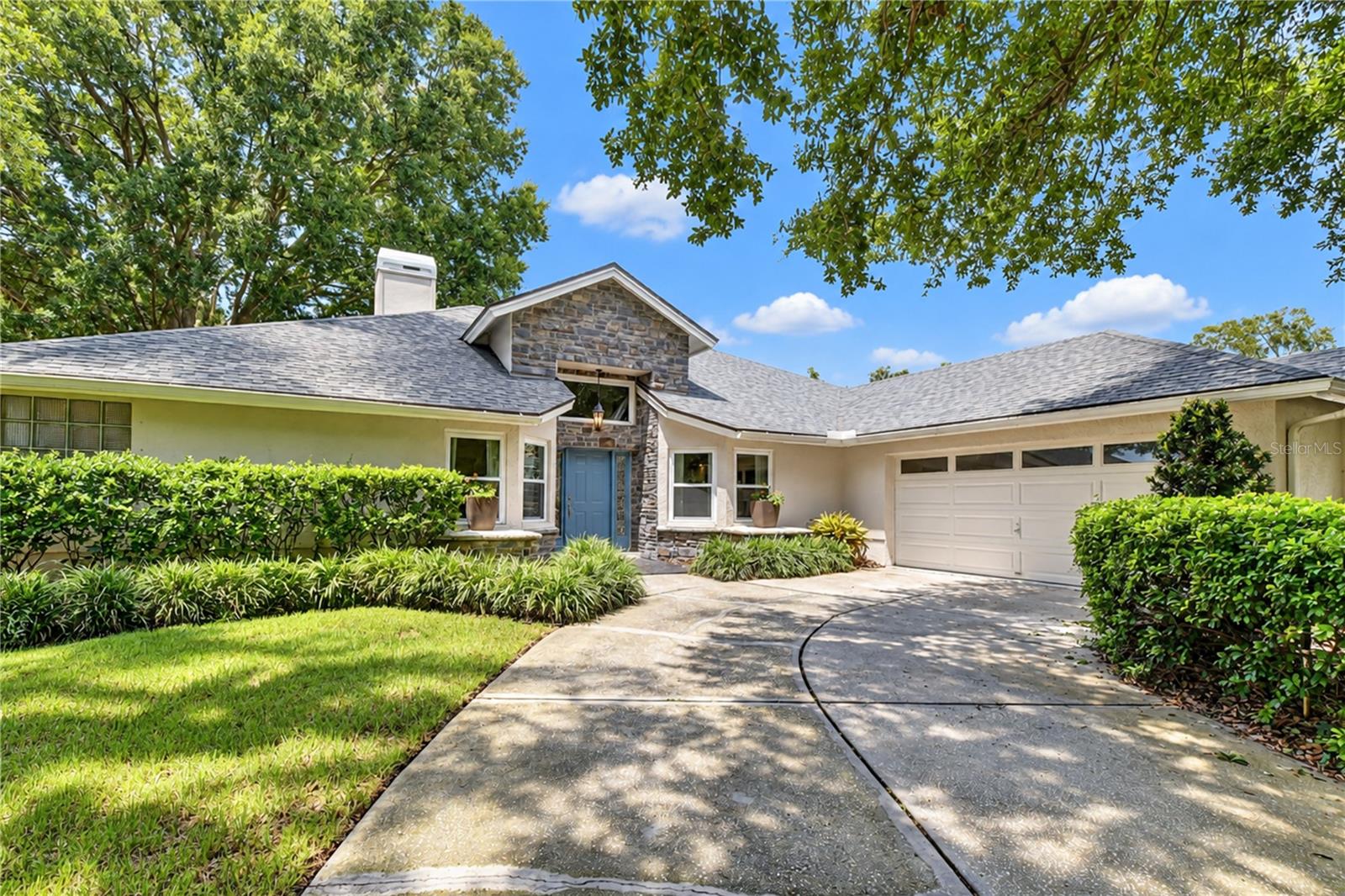 Photo of 16502 BLENHEIM DRIVE LUTZ FL 33549