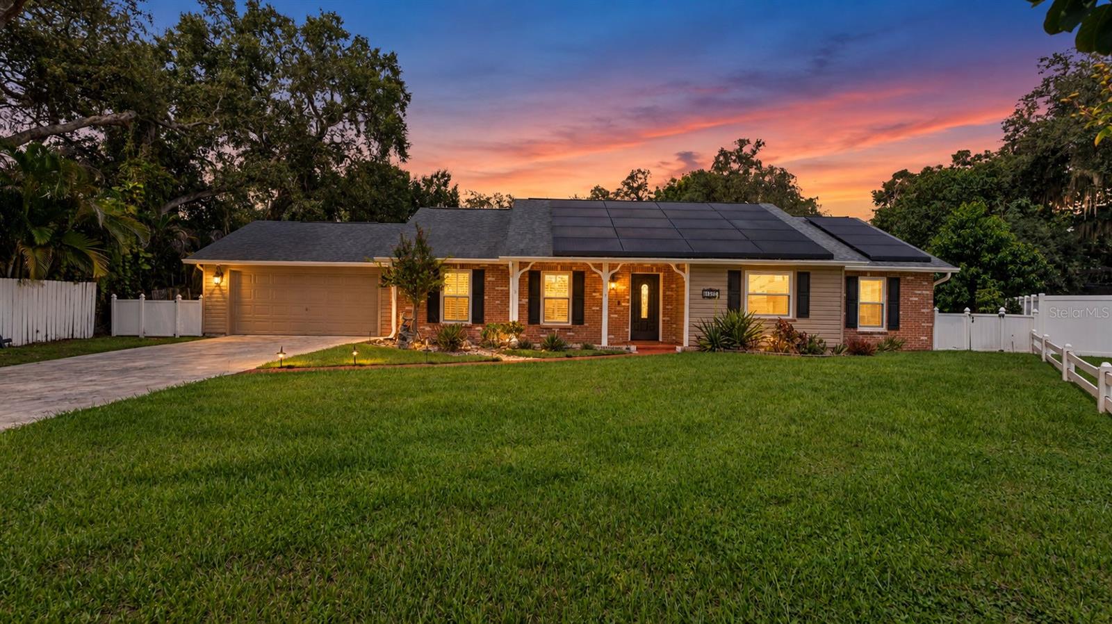 Photo of 5304 ROSECREST CIRCLE TAMPA FL 33617