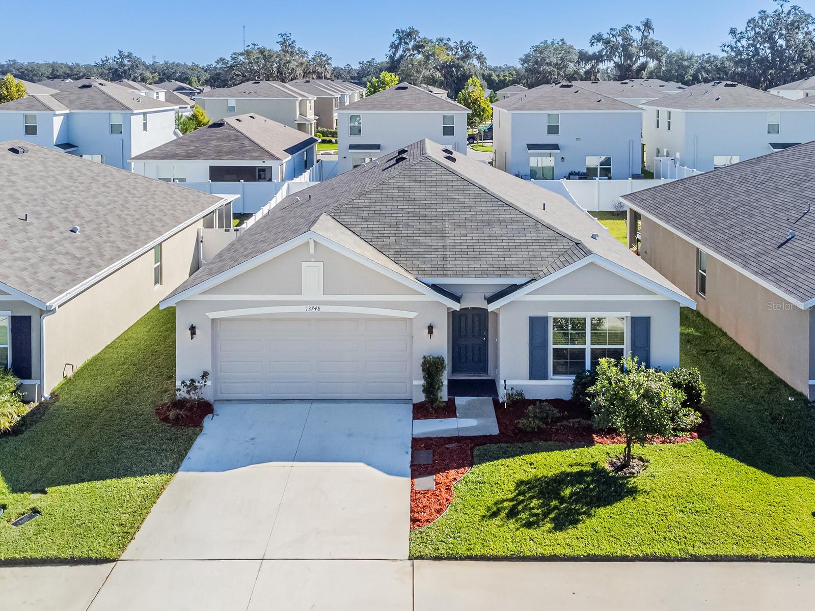 Photo of 13748 WINEBERRY DRIVE DADE CITY FL 33525