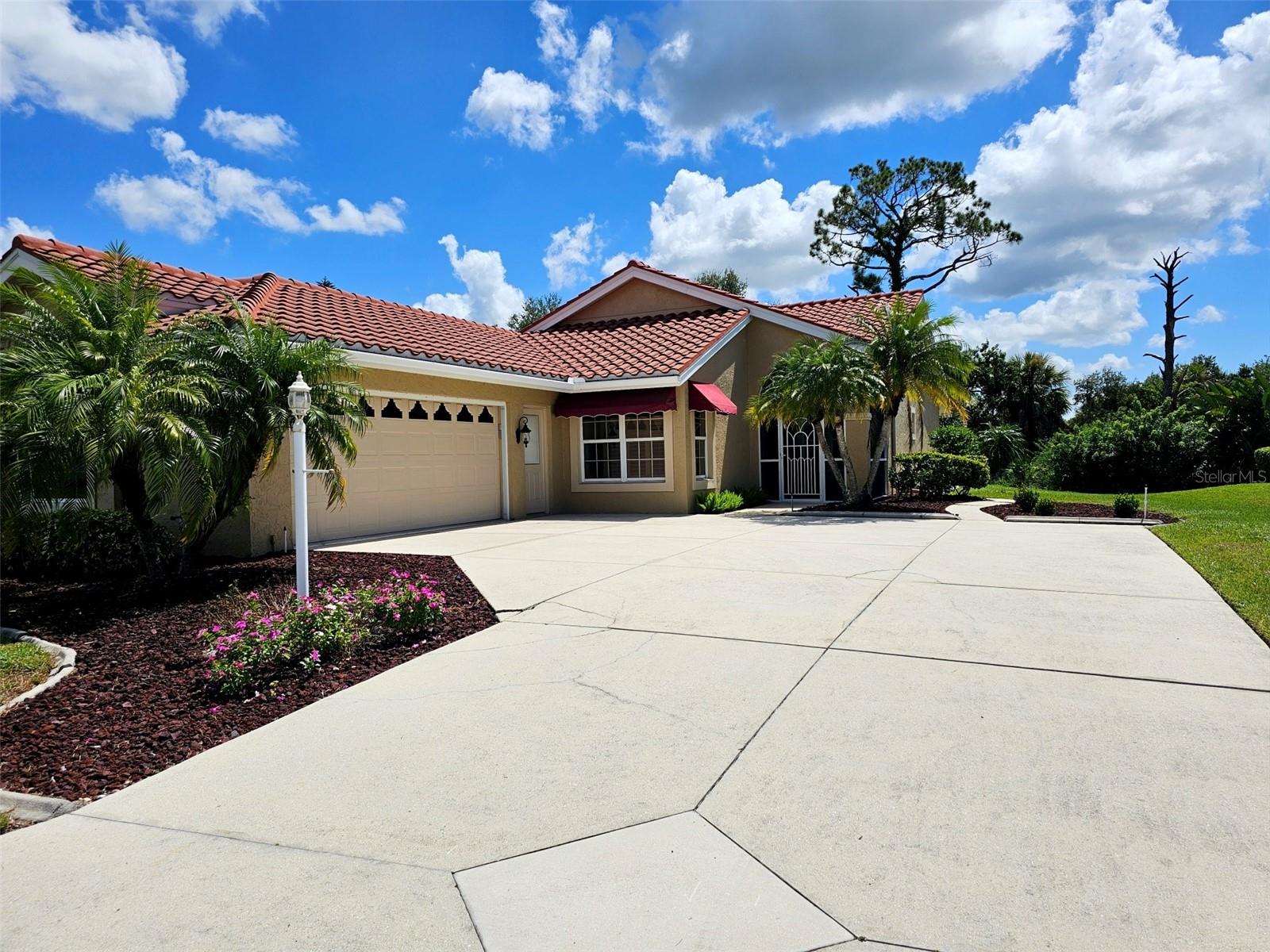Photo of 8351 CREEKVIEW LN ENGLEWOOD FL 34224