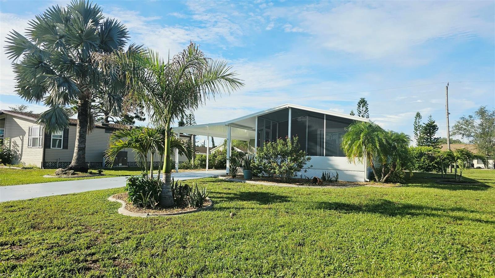 Photo of 9122 KESTRAL CIRCLE ENGLEWOOD FL 34224
