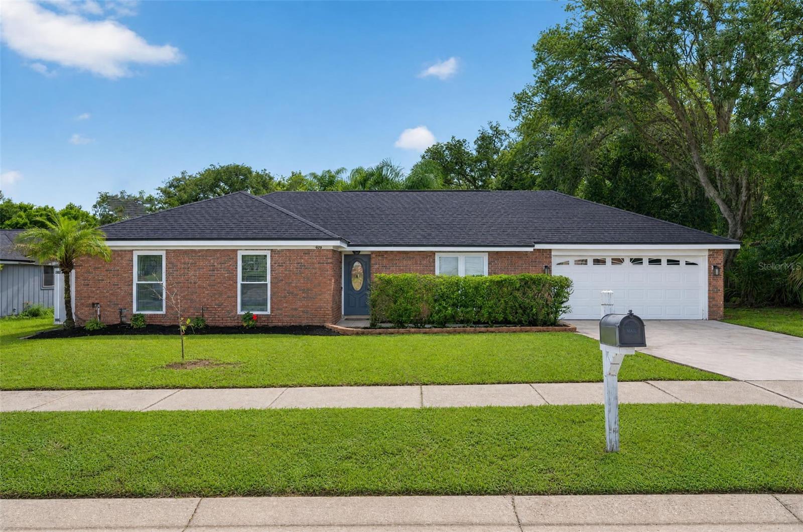 Photo of 409 SUNDOWN TRAIL CASSELBERRY FL 32707