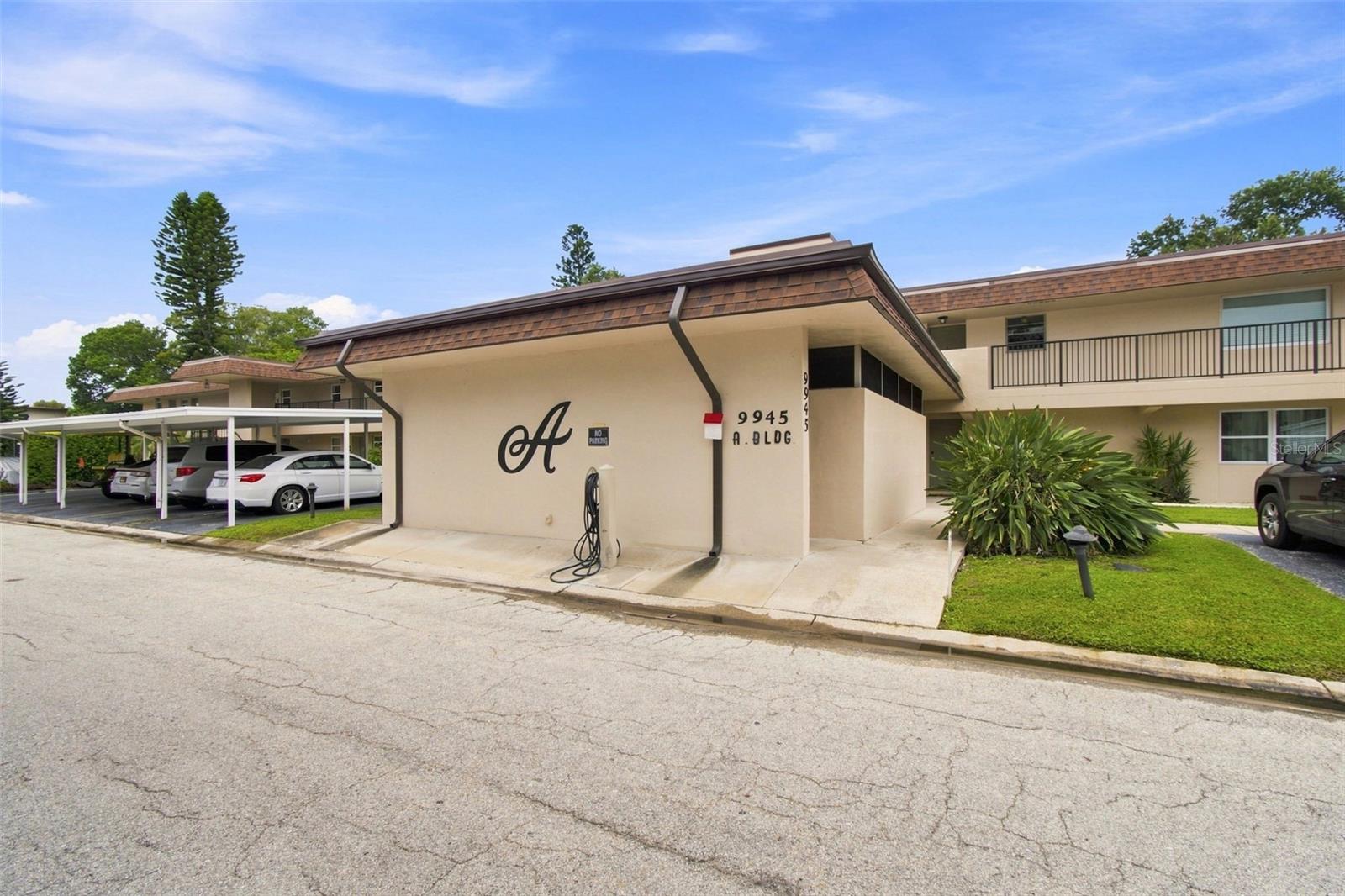 Photo of 9945 47TH AVENUE #205 ST PETERSBURG FL 33708