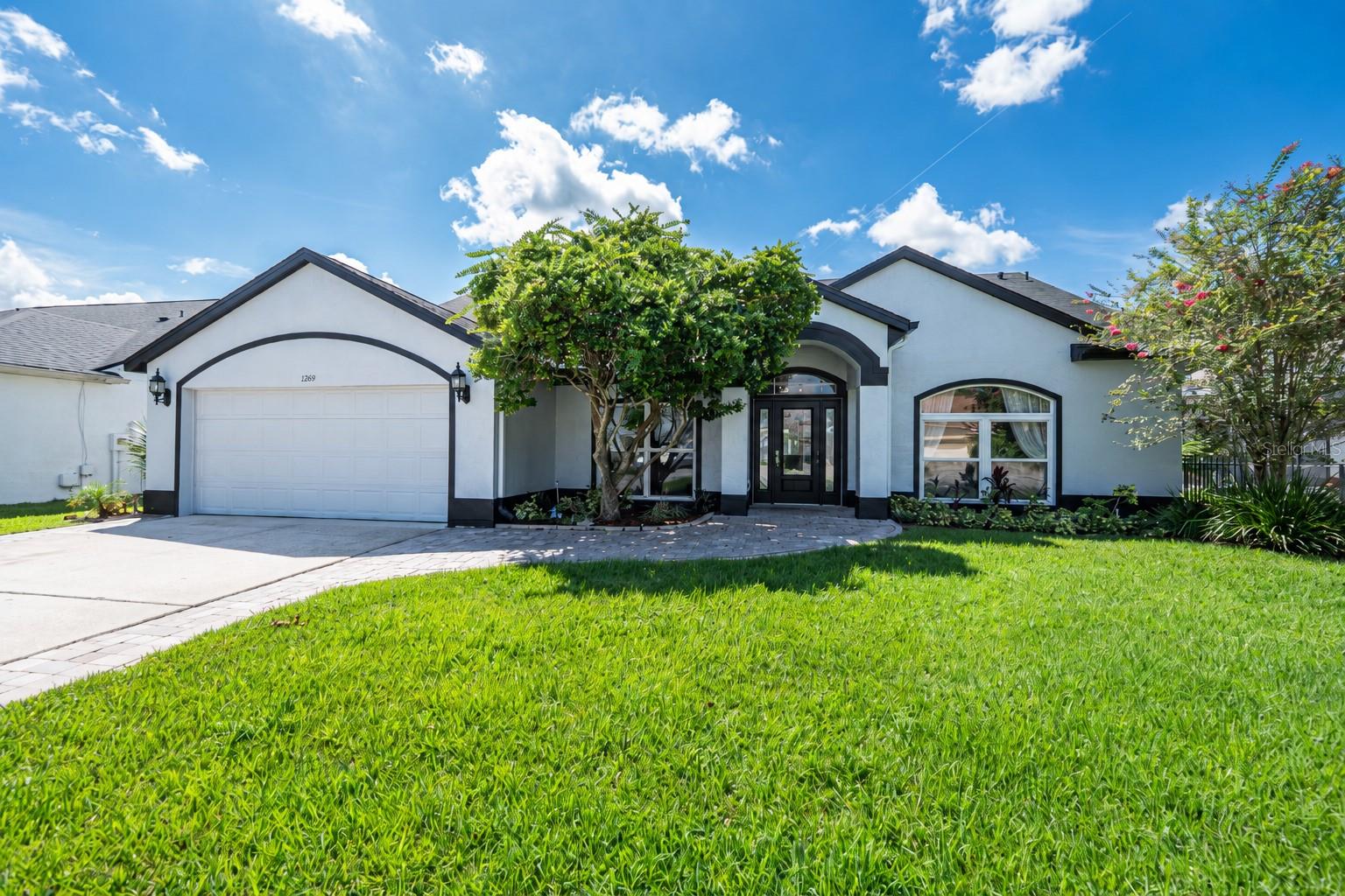 Photo of 12845 FORESTEDGE CIRCLE ORLANDO FL 32828
