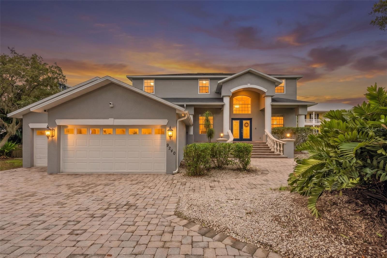 Photo of 9240 SAN MARTIN BOULEVARD ST PETERSBURG FL 33702