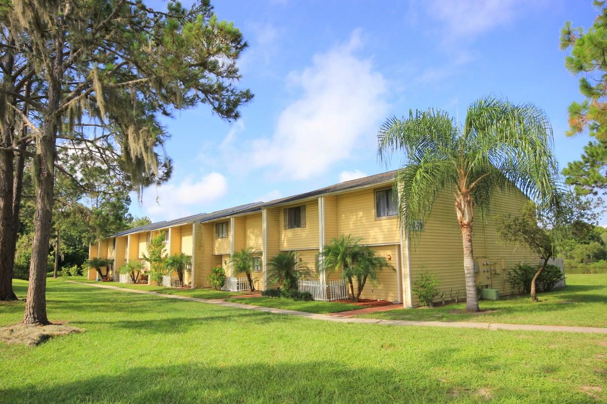 Photo of 22640 WATERSEDGE BOULEVARD #64 LAND O LAKES FL 34639
