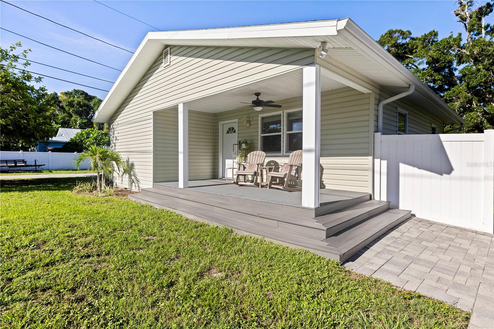 Photo of 401 DEMPSEY ROAD PALM HARBOR FL 34683