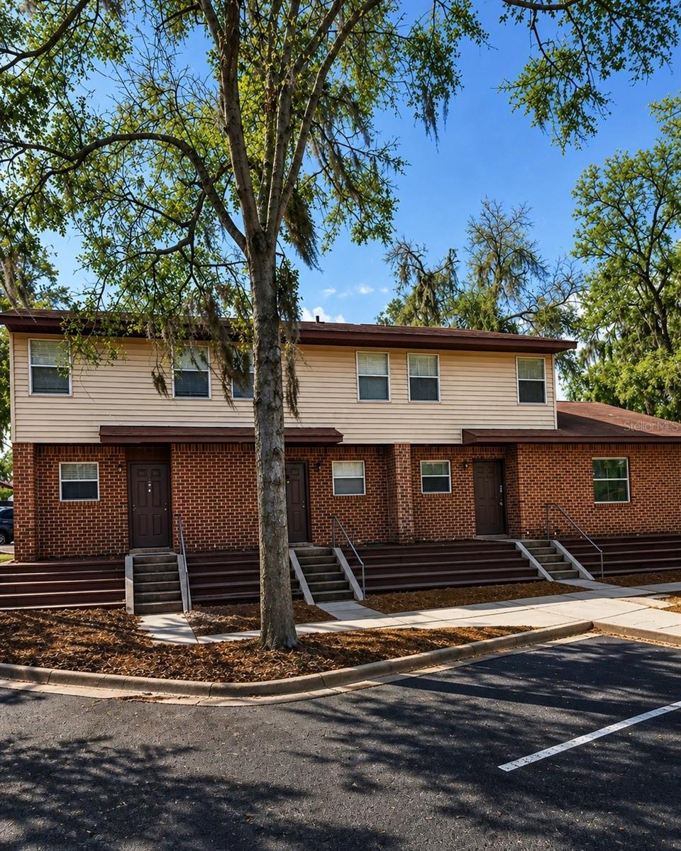 Photo of 1181-1181 BENTLEY ROAD #1 LEESBURG FL 34748