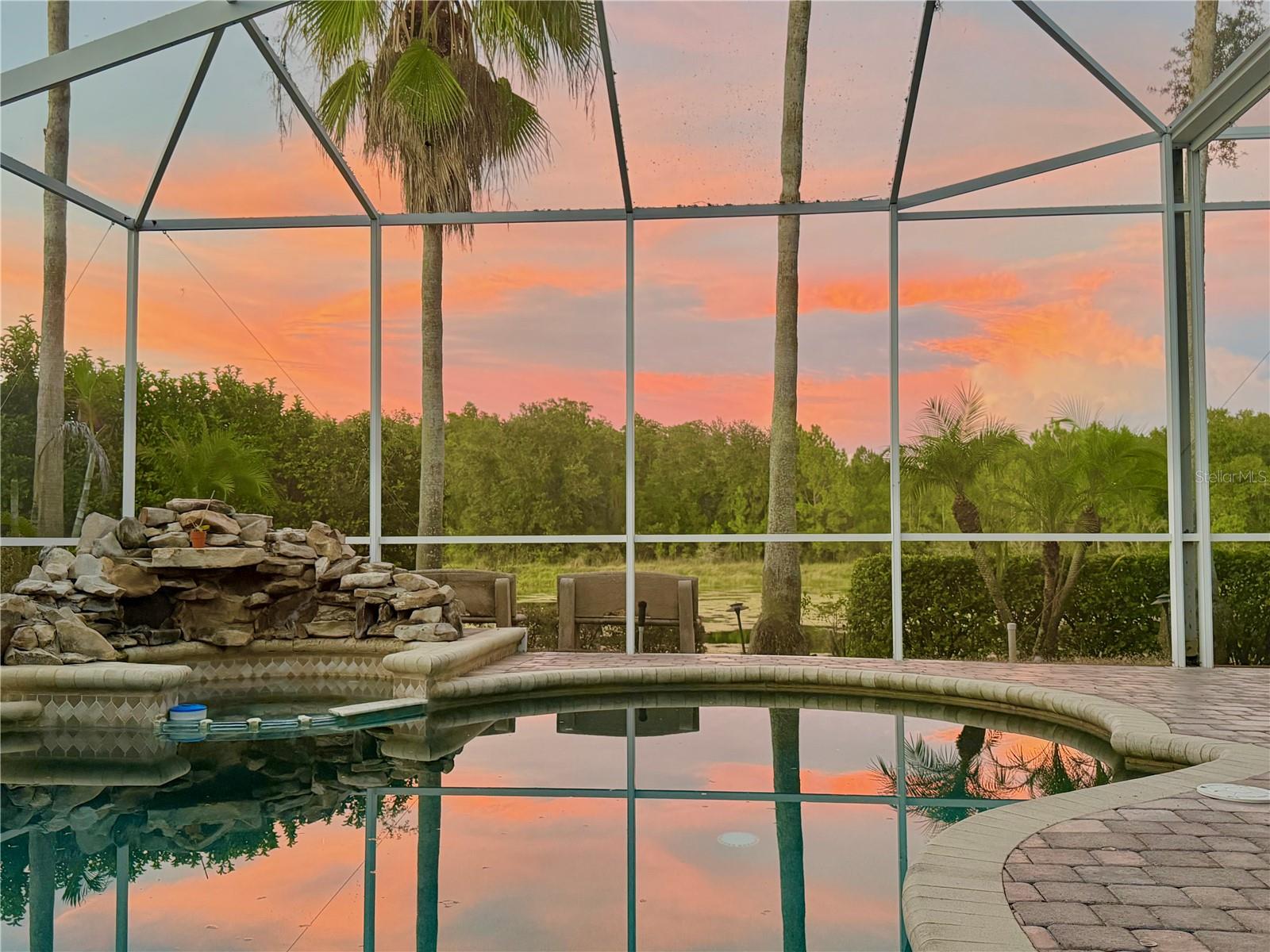 Photo of 19135 TIMBER REACH ROAD TAMPA FL 33647