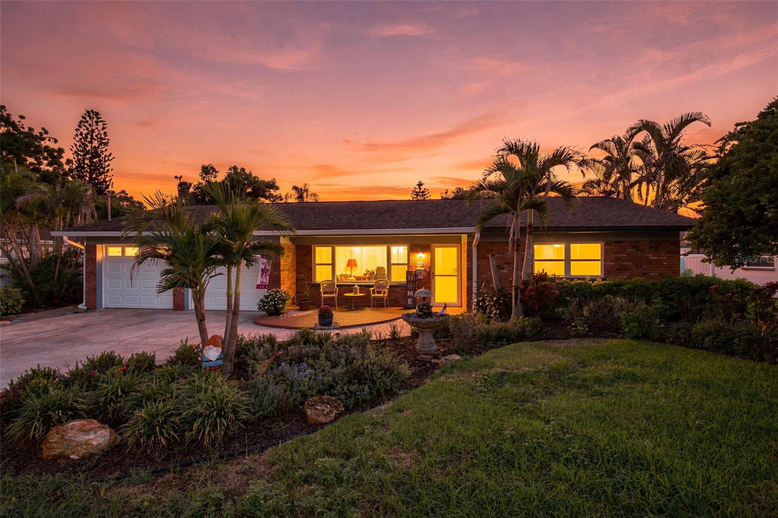 Photo of 526 S LARRY CIRCLE BRANDON FL 33511