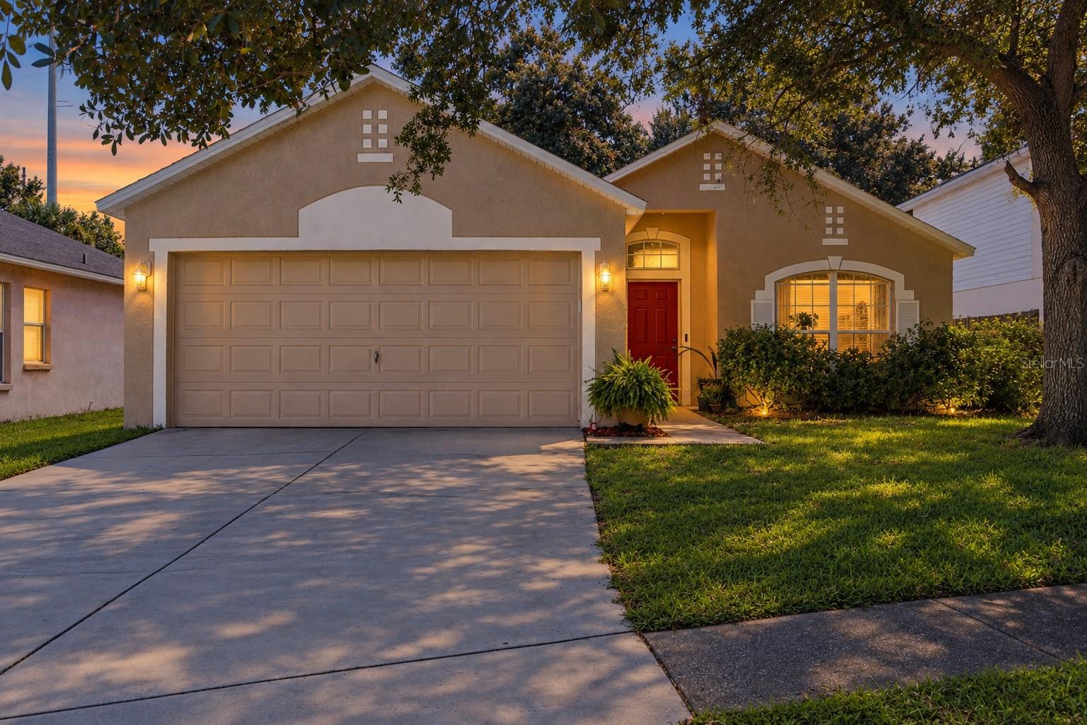 Photo of 13004 WATERBOURNE DRIVE GIBSONTON FL 33534