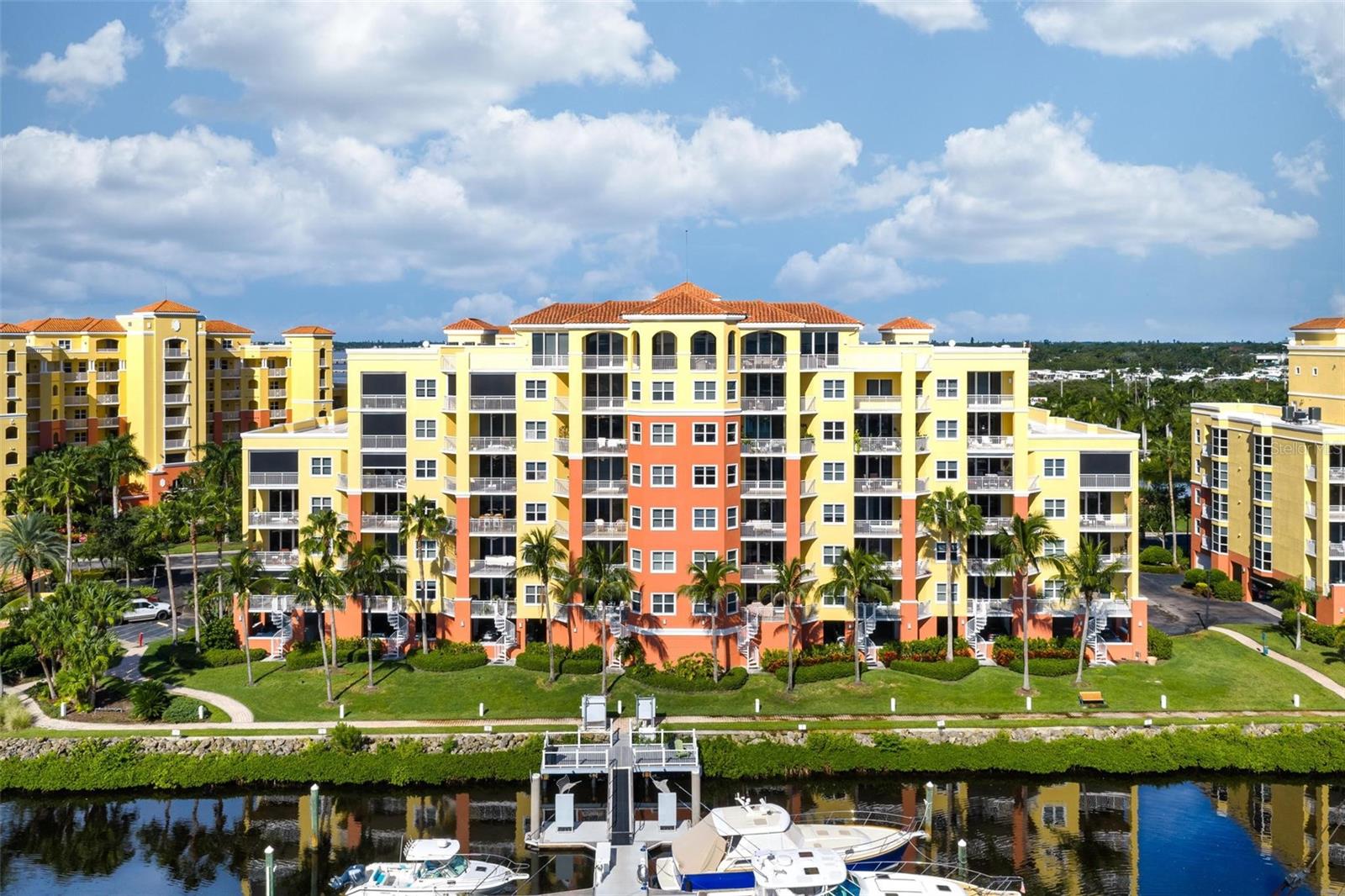 Photo of 610 RIVIERA DUNES WAY #307 PALMETTO FL 34221