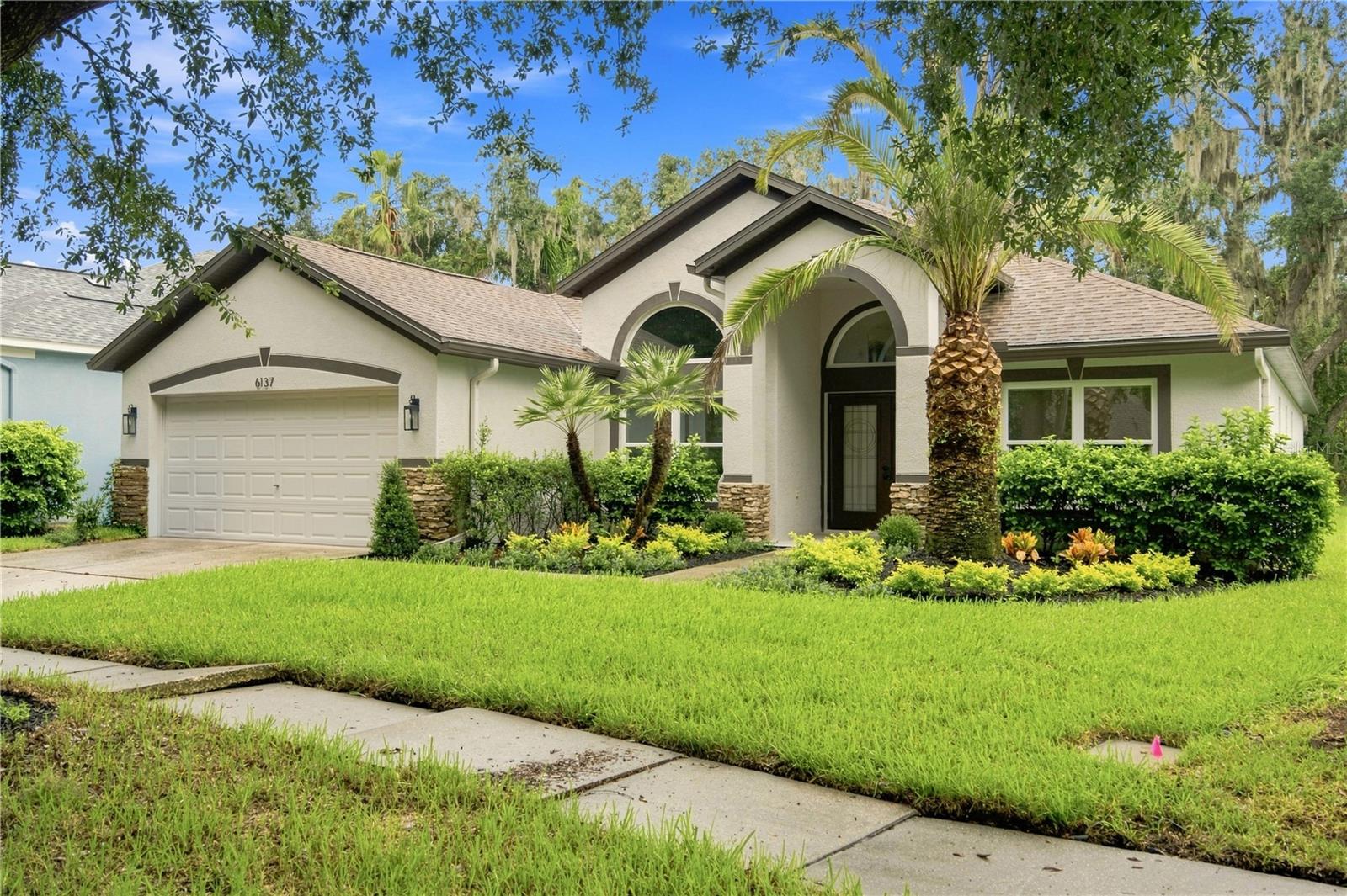Photo of 6137 WHIMBRELWOOD DRIVE LITHIA FL 33547