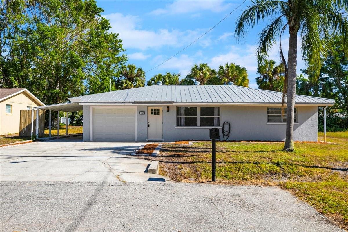 Photo of 6243 CARLTON AVENUE SARASOTA FL 34231