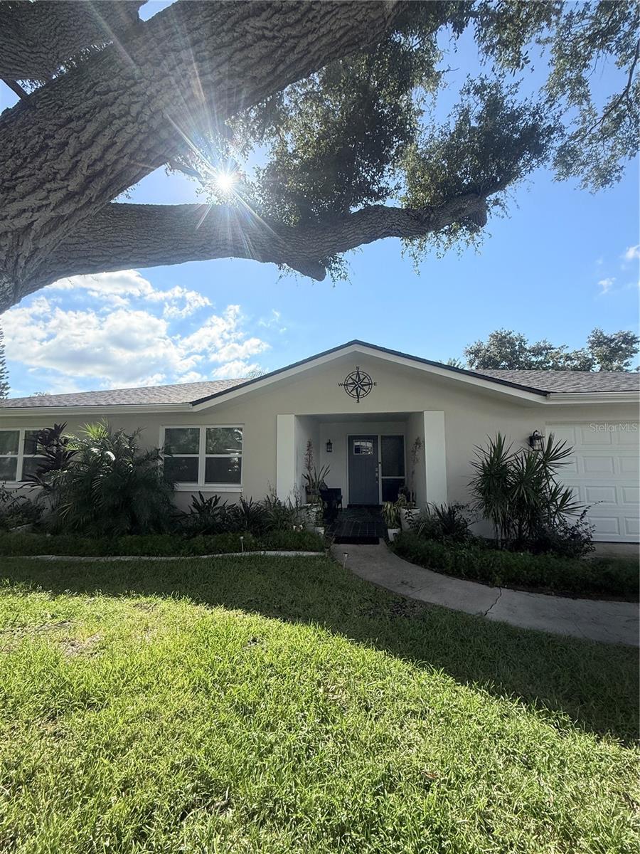 Photo of 1995 ARVIS CIRCLE CLEARWATER FL 33764