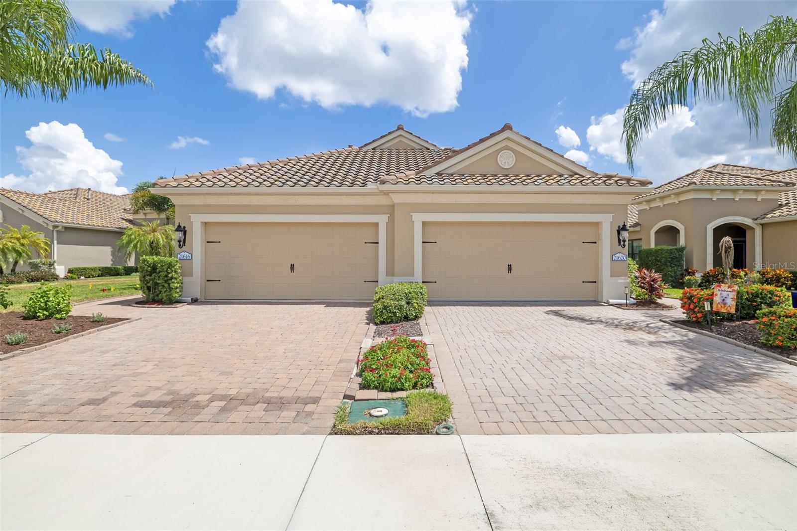 Photo of 21620 AVON PARK COURT VENICE FL 34293