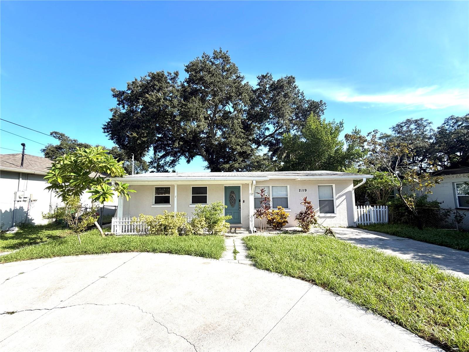 Photo of 2119 W HENRY AVENUE TAMPA FL 33603