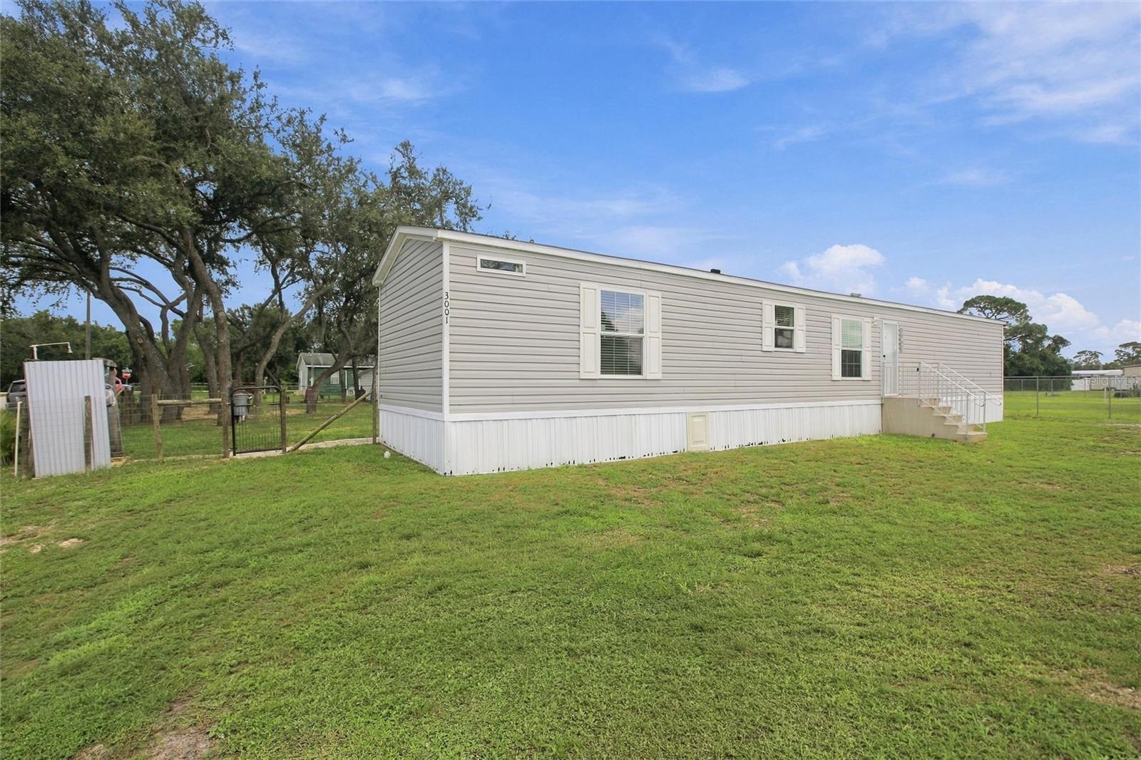 Photo of 3001 HOLIDAY BEACH DRIVE AVON PARK FL 33825