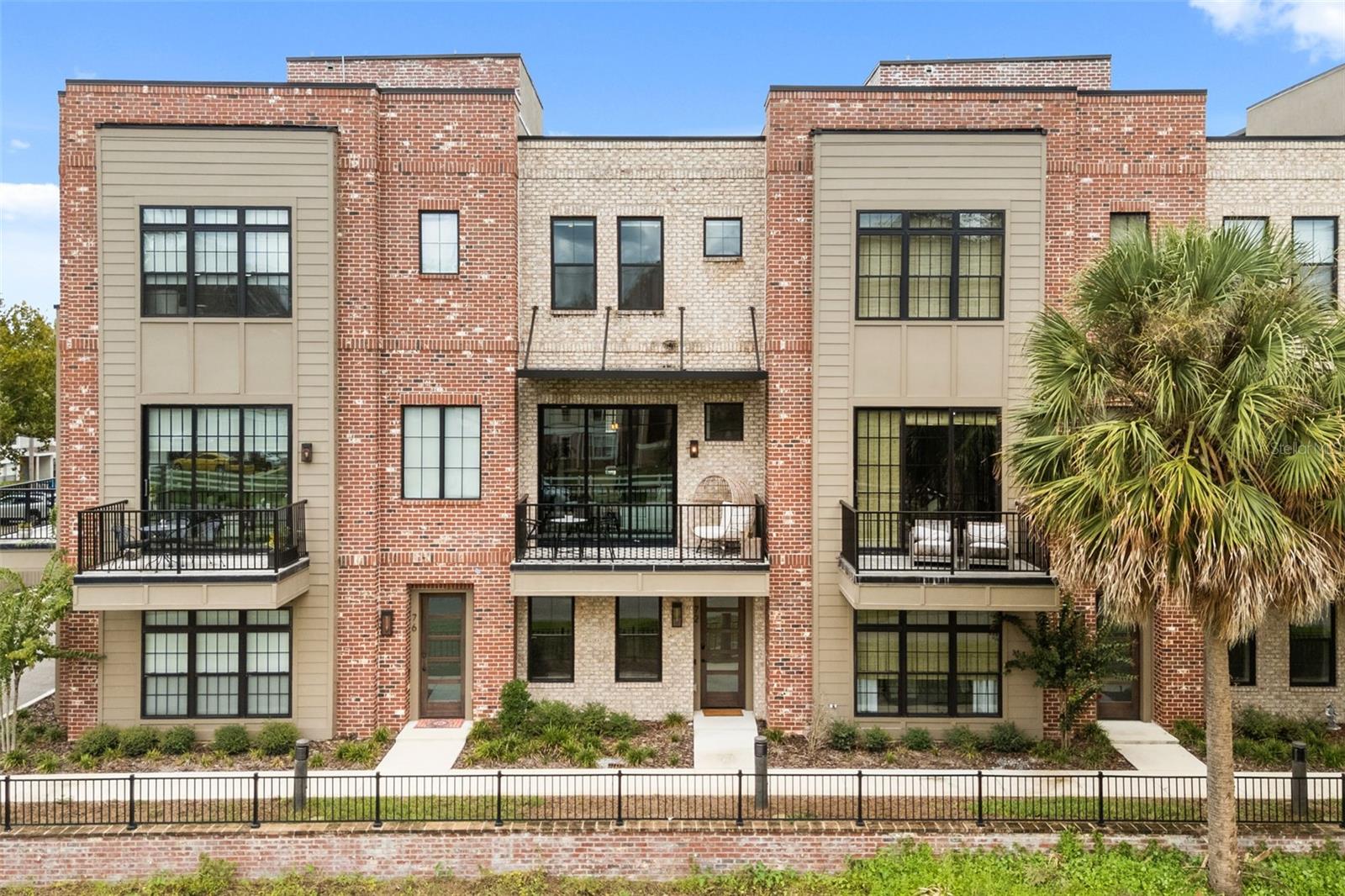 Photo of 72 N PARK AVENUE #8 WINTER GARDEN FL 34787
