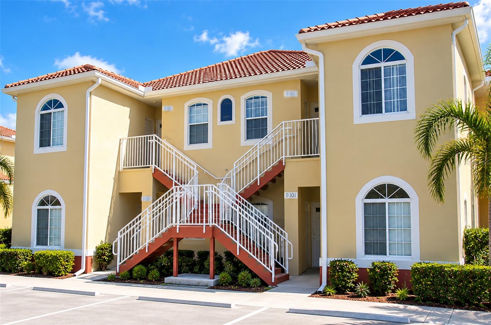 Photo of 9101 LAKE MARION GOLF RESORT #9101 POINCIANA FL 34759
