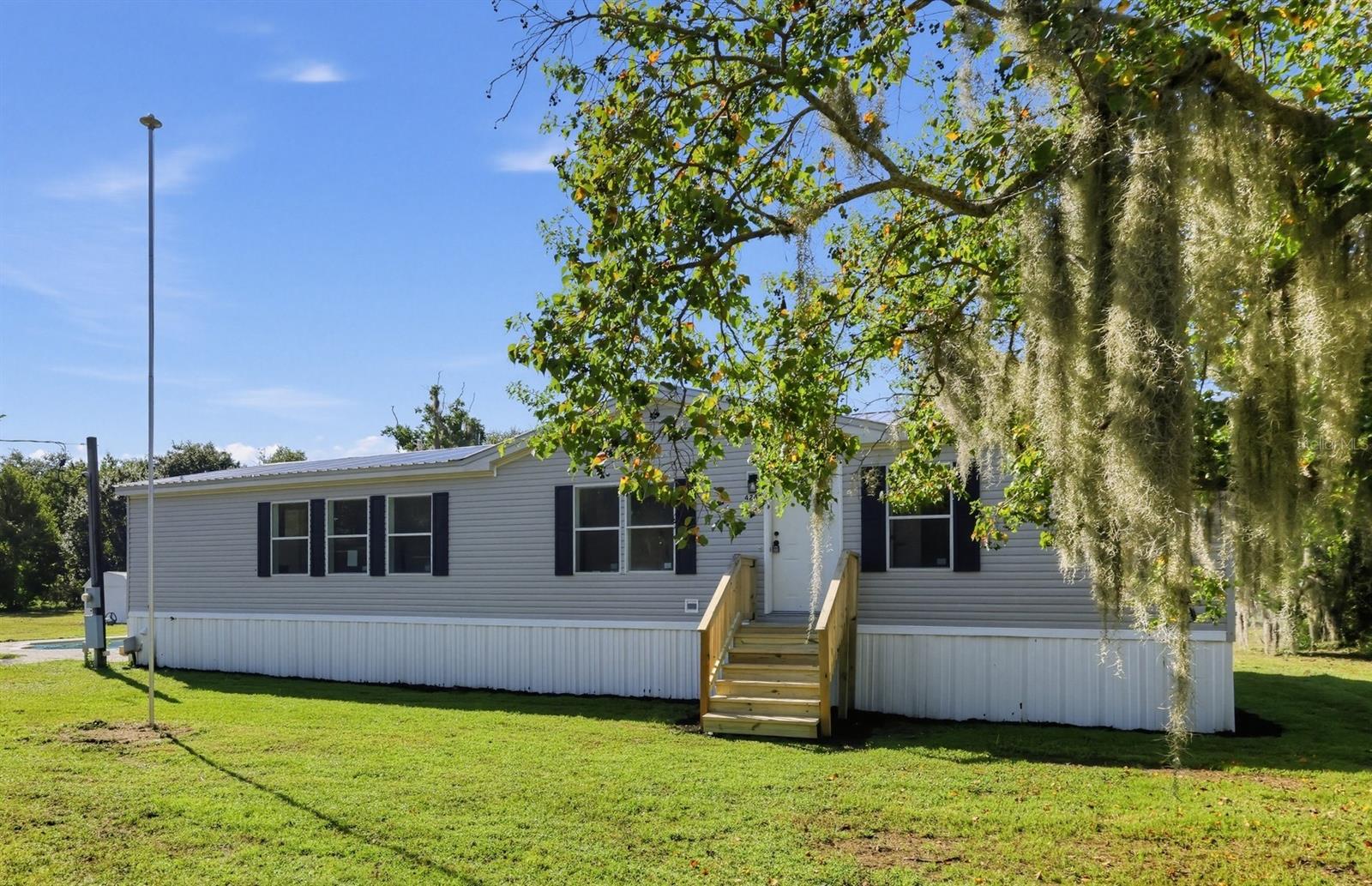 Photo of 4243 COYOTE TRAIL POLK CITY FL 33868
