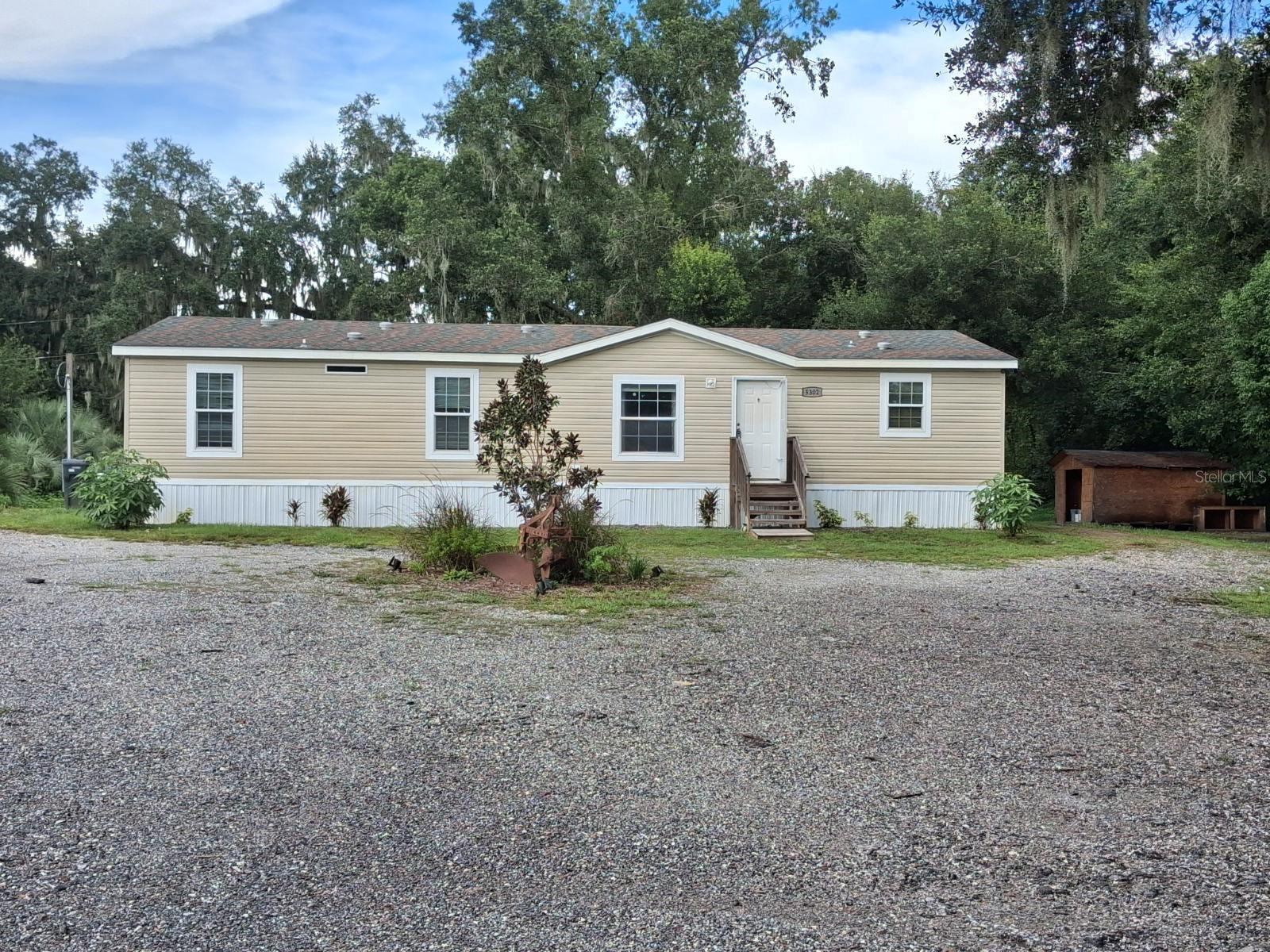 Photo of 5302 COUGAR TRAIL LANE PLANT CITY FL 33565