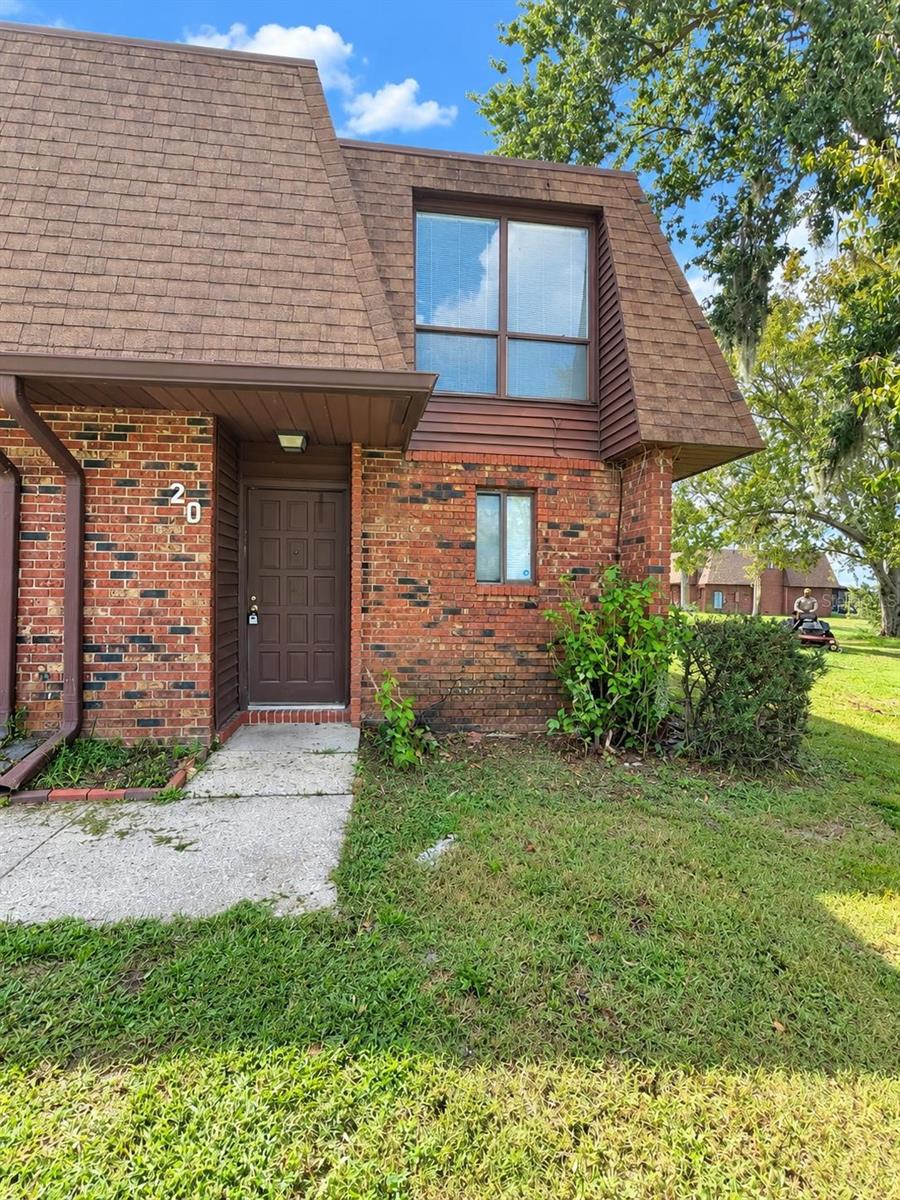 Photo of 1836 N CRYSTAL LAKE DRIVE #20 LAKELAND FL 33801