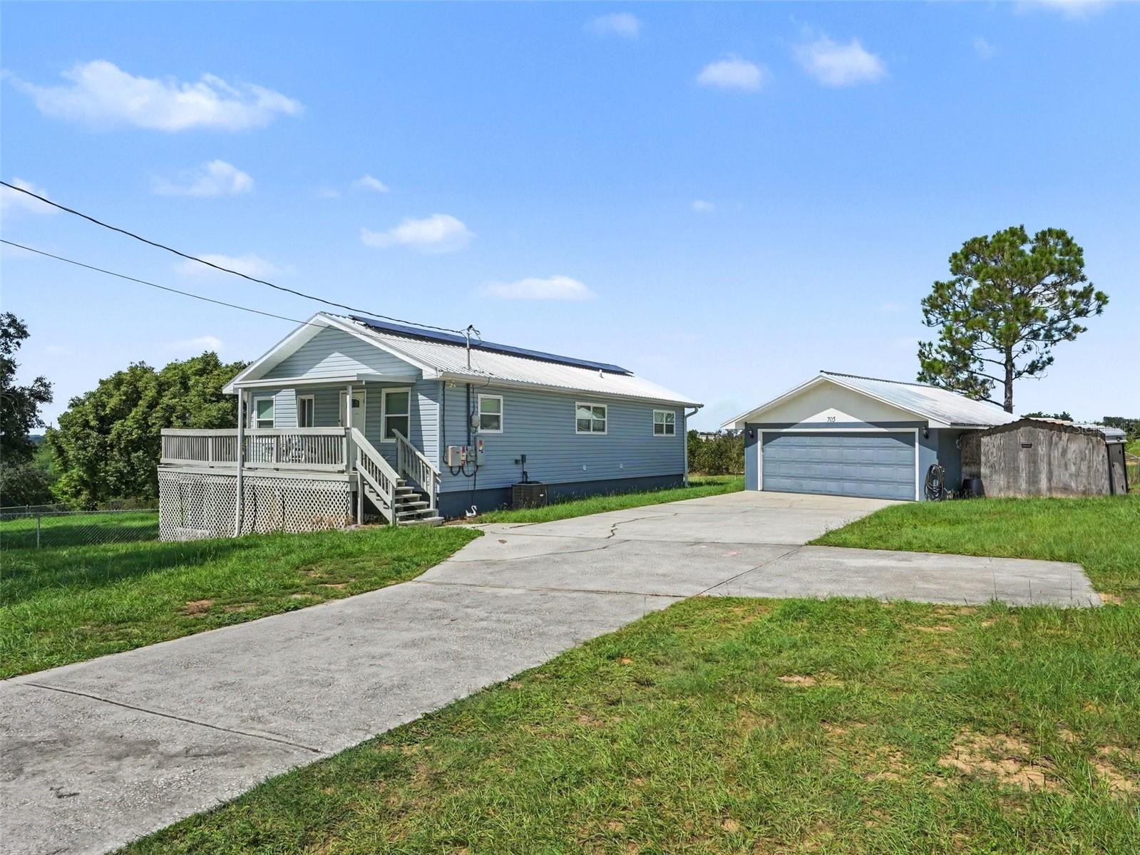 Photo of 705 LAKE ADA BOULEVARD DUNDEE FL 33838