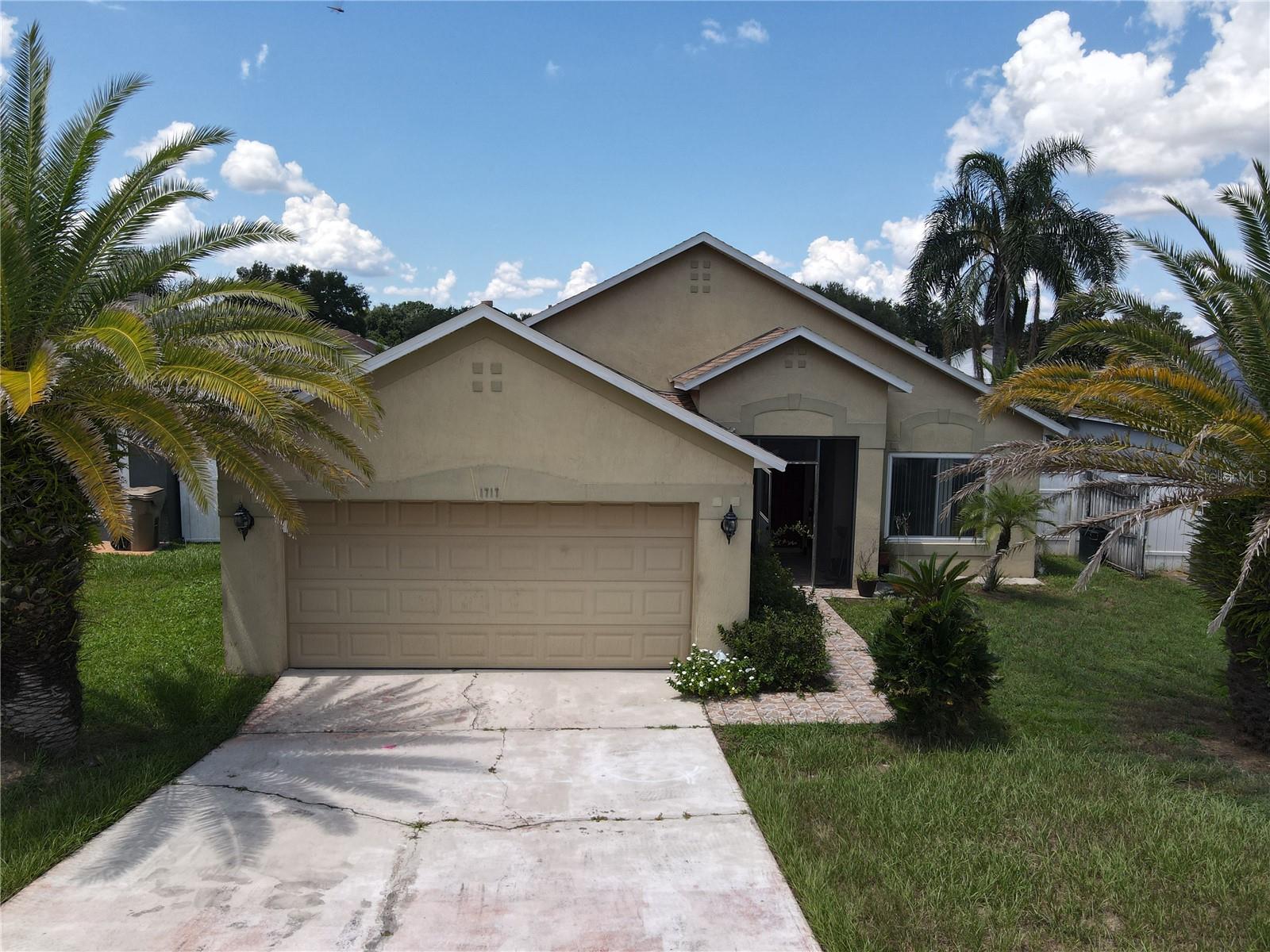 Photo of 1717 BURNHAM COURT CLERMONT FL 34714