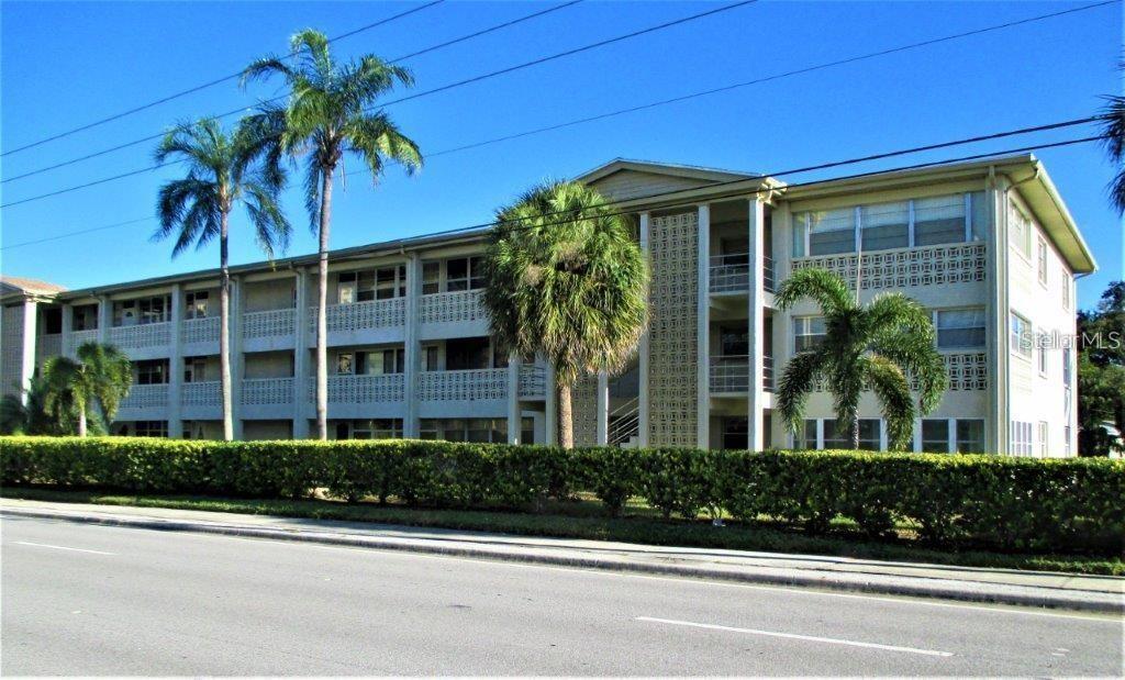 Photo of 4455 DUHME ROAD #305 ST PETERSBURG FL 33708