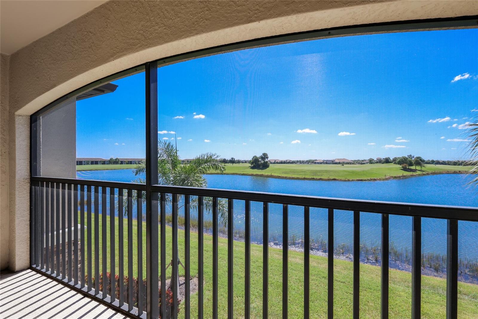 Photo of 5614 PALMER CIRCLE #206 BRADENTON FL 34211
