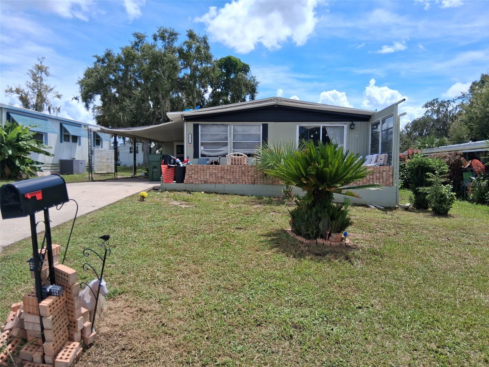 Photo of 2611 CARPENTER PLACE LEESBURG FL 34748