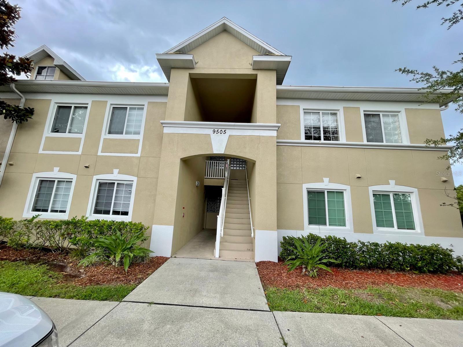Photo of 9505 NEWDALE WAY #201 RIVERVIEW FL 33578