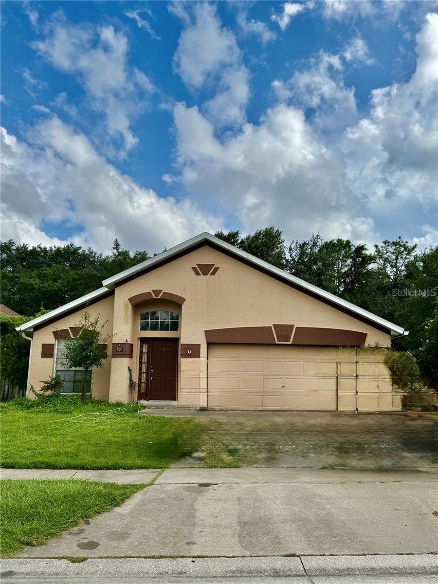Photo of 521 CYPRESS TREE COURT ORLANDO FL 32825