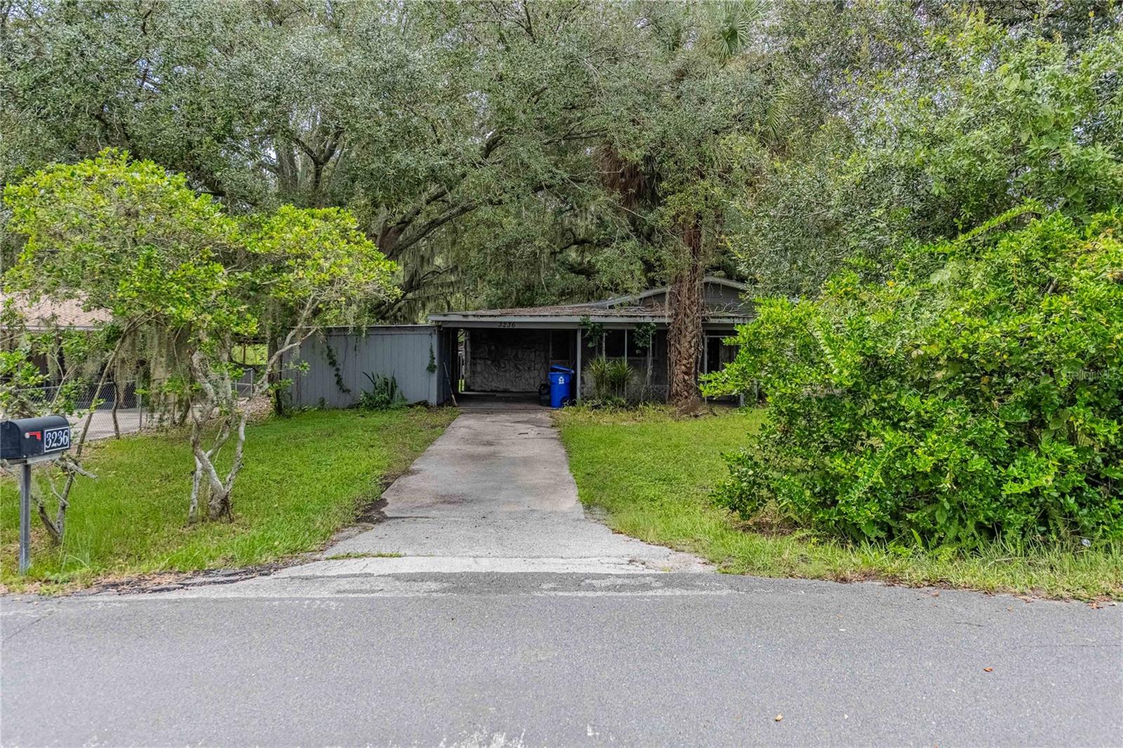 Photo of 3236 CULLMAN DRIVE LAKELAND FL 33805