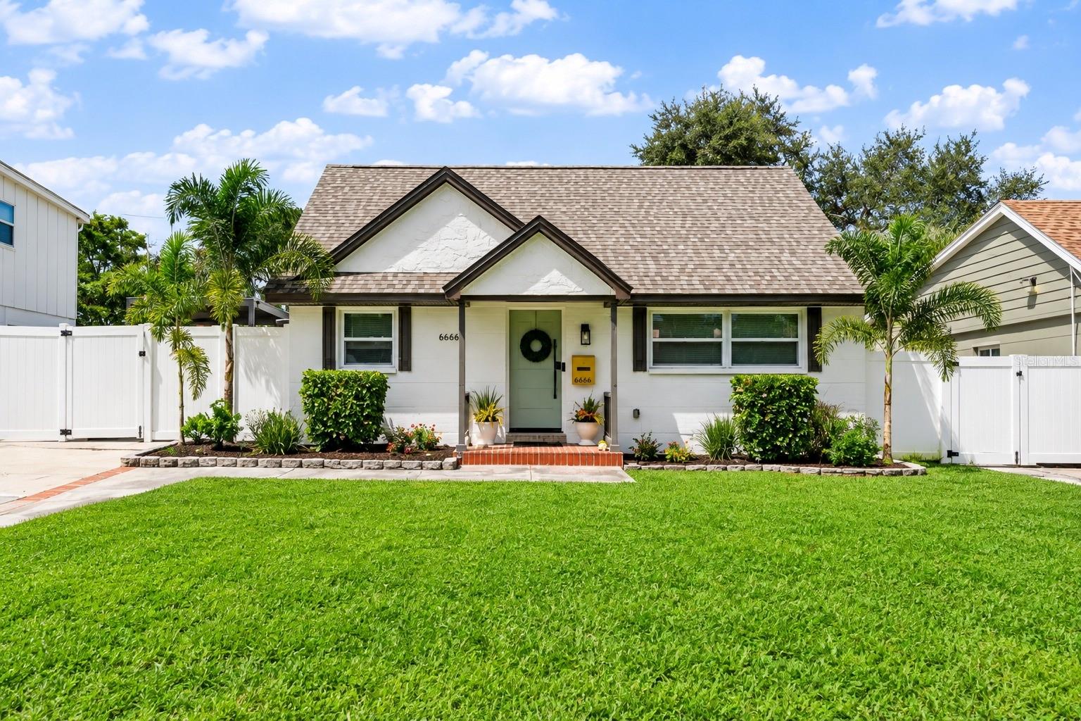 Photo of 6660 27TH WAY ST PETERSBURG FL 33702