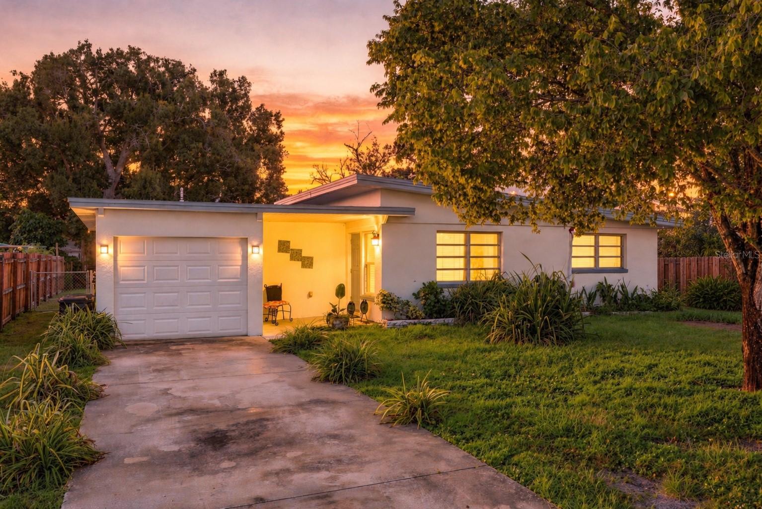 Photo of 10594 104TH AVENUE LARGO FL 33773