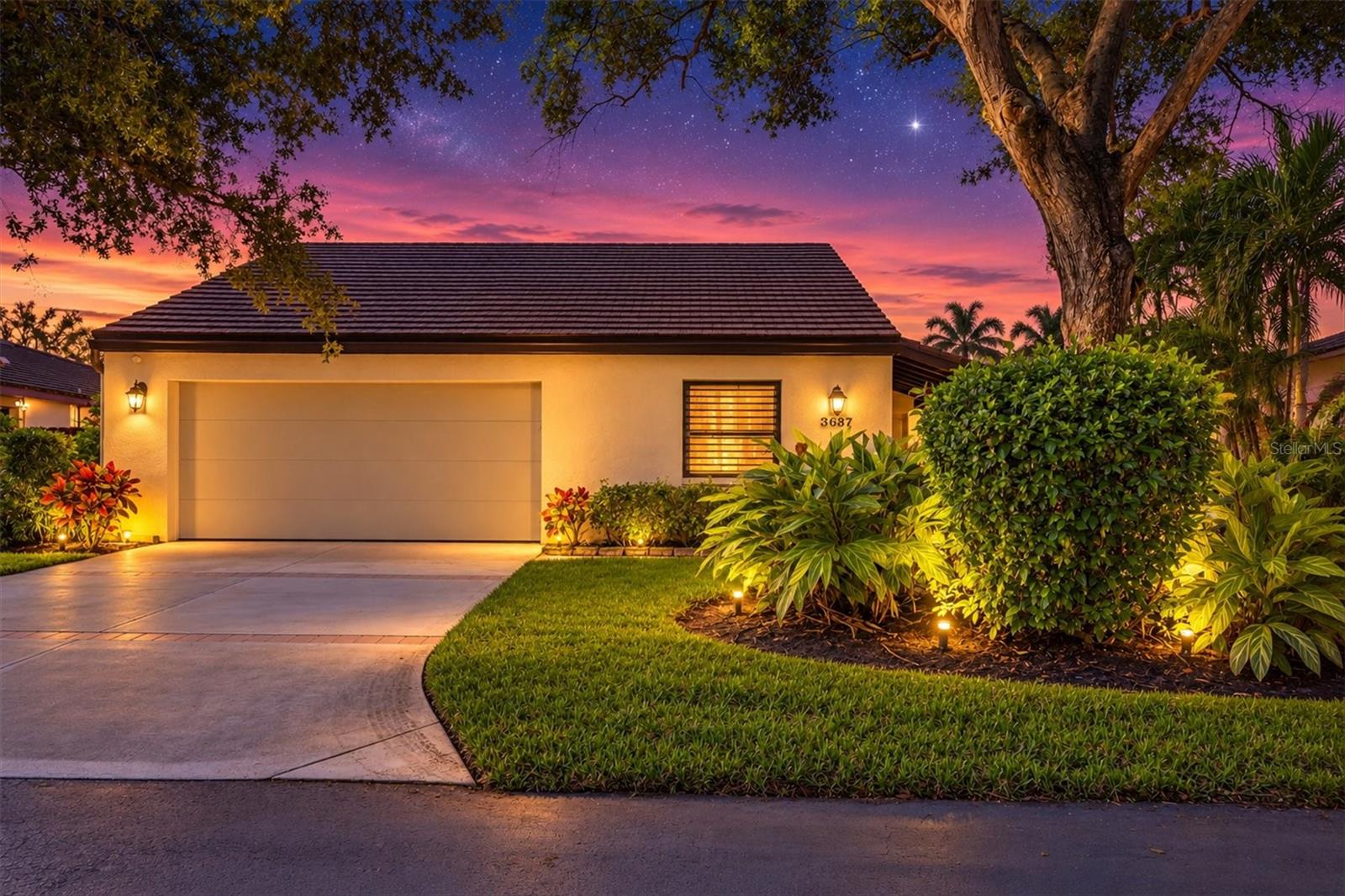 Photo of 3634 GLEN OAKS MANOR DRIVE SARASOTA FL 34232