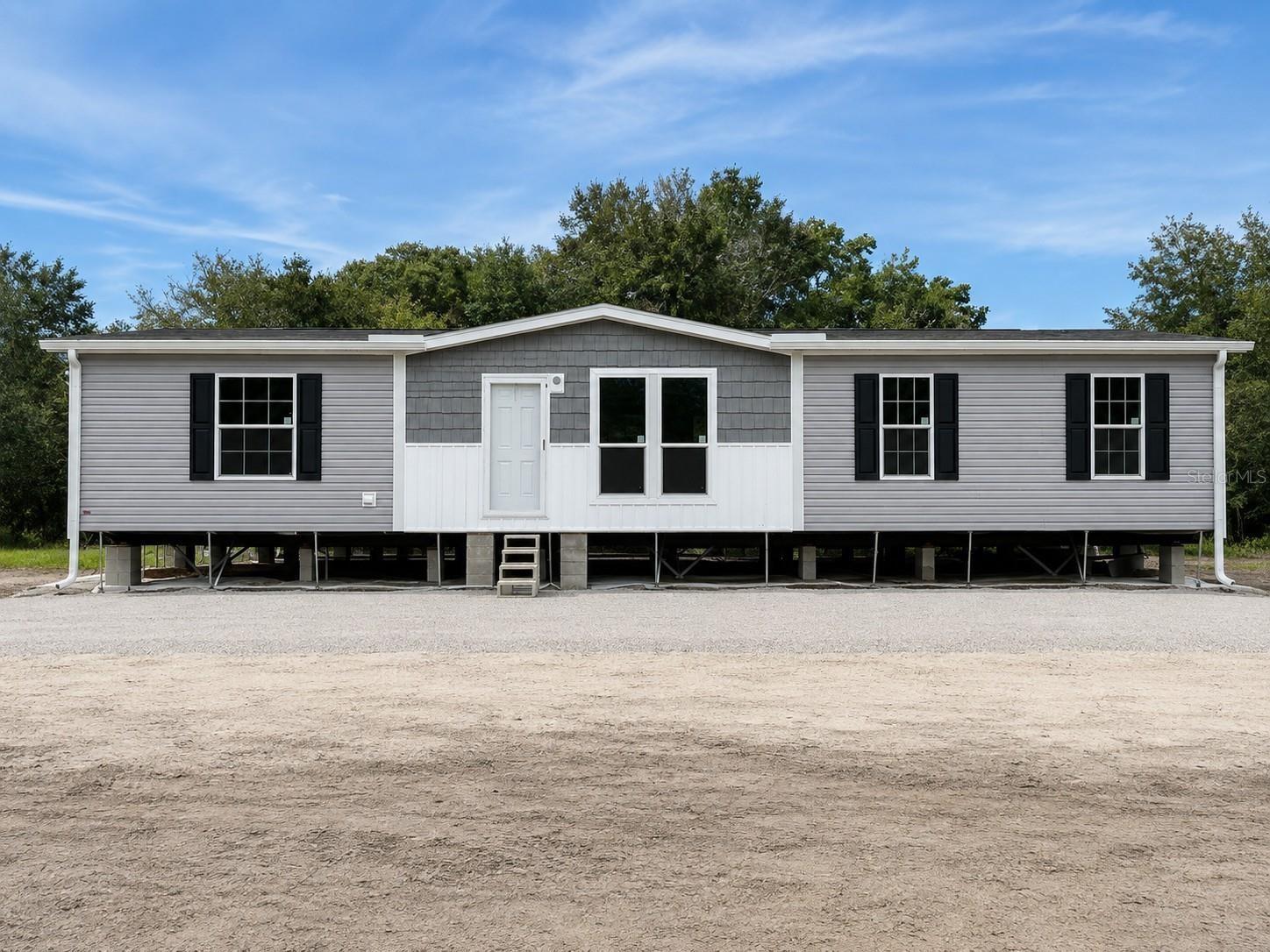 Photo of 19368 NW 248TH STREET OKEECHOBEE FL 34972
