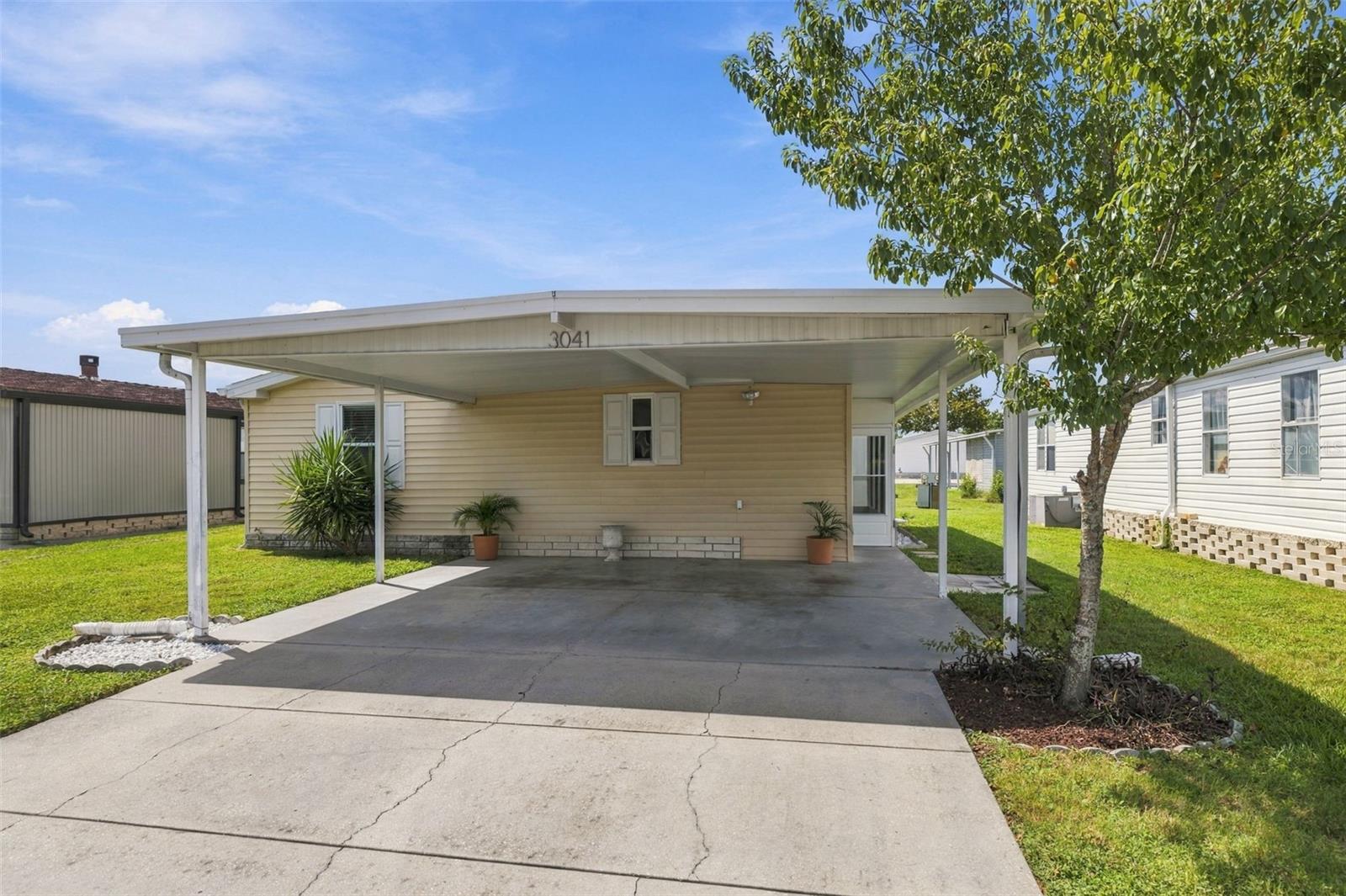 Photo of 3041 SHORT LEAF STREET WESLEY CHAPEL FL 33543