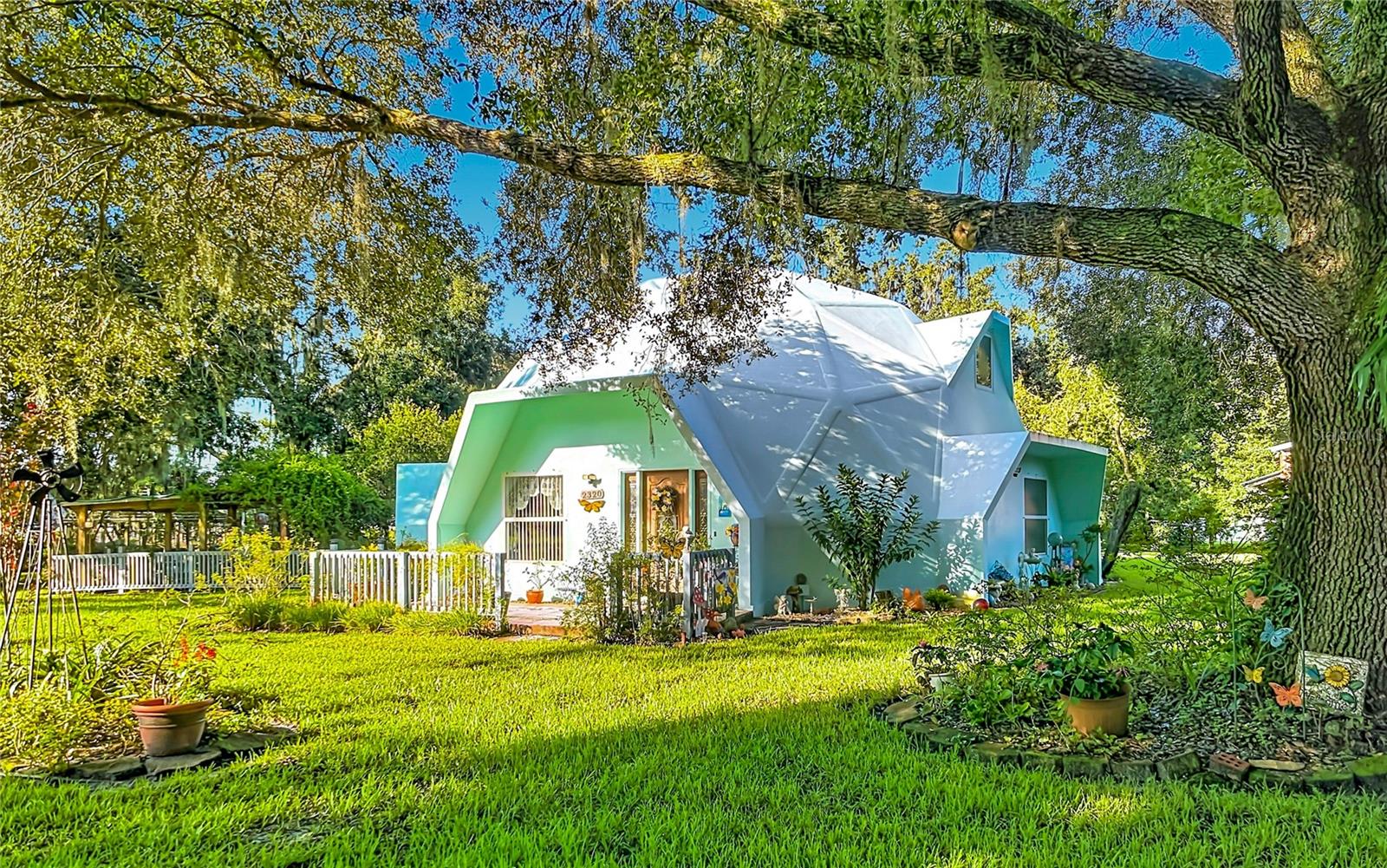 Photo of 2320 BOGAERT ROAD DOVER FL 33527